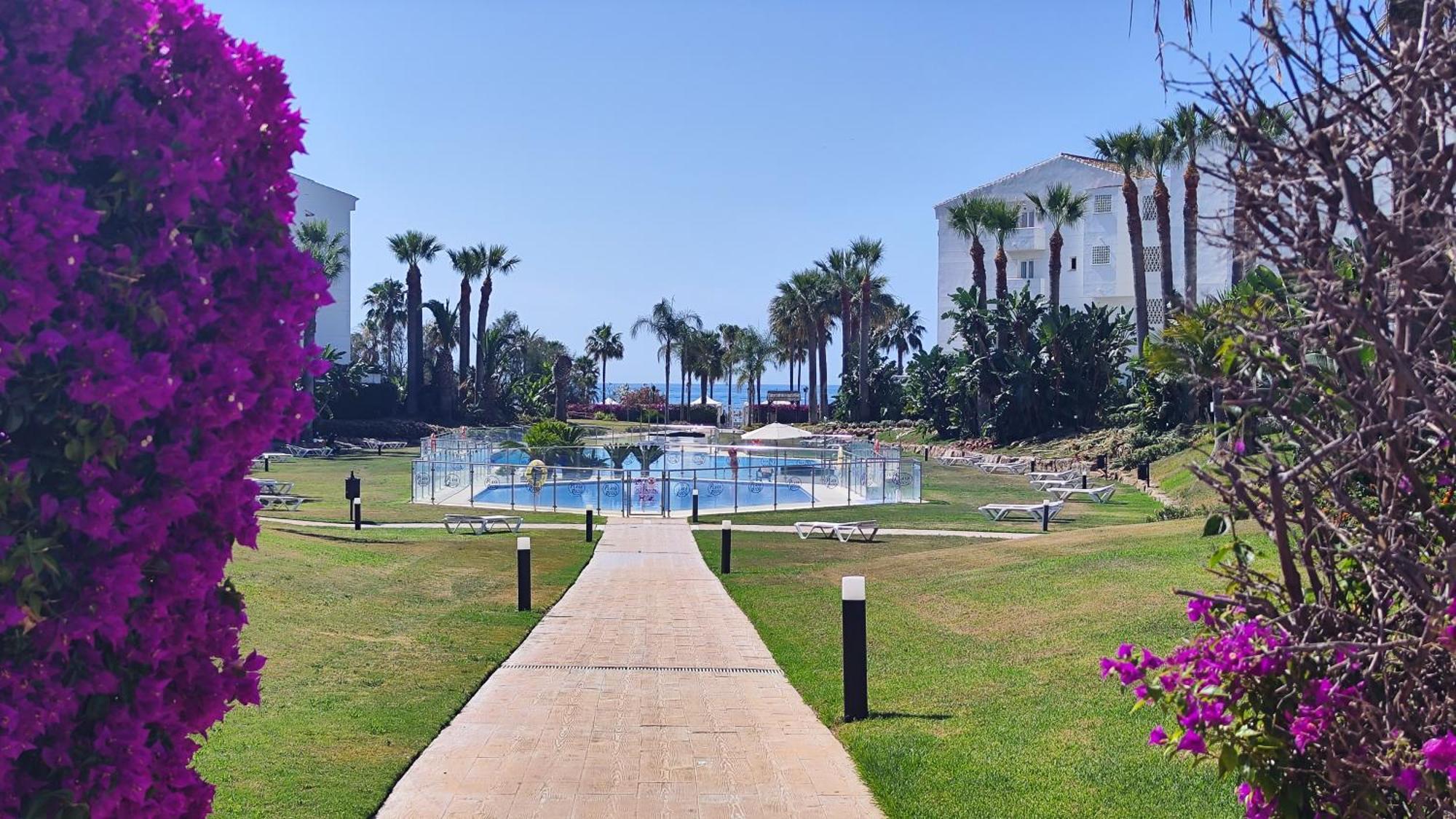 Apartamento Playa Rocio Calm Beachfront Apartment- 2bdr