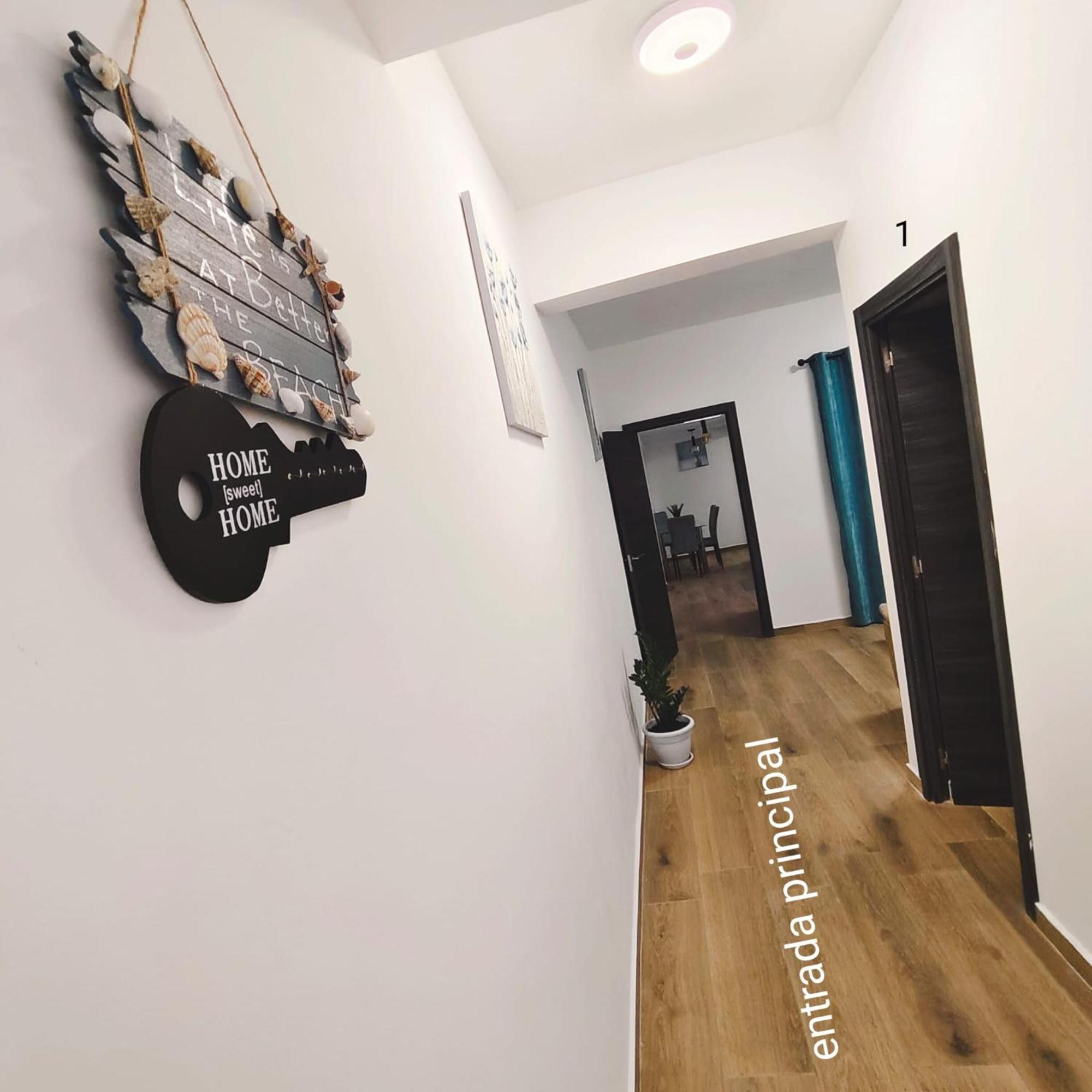 Acogedora En Zona Tranquila Habitación en casa particular Almería