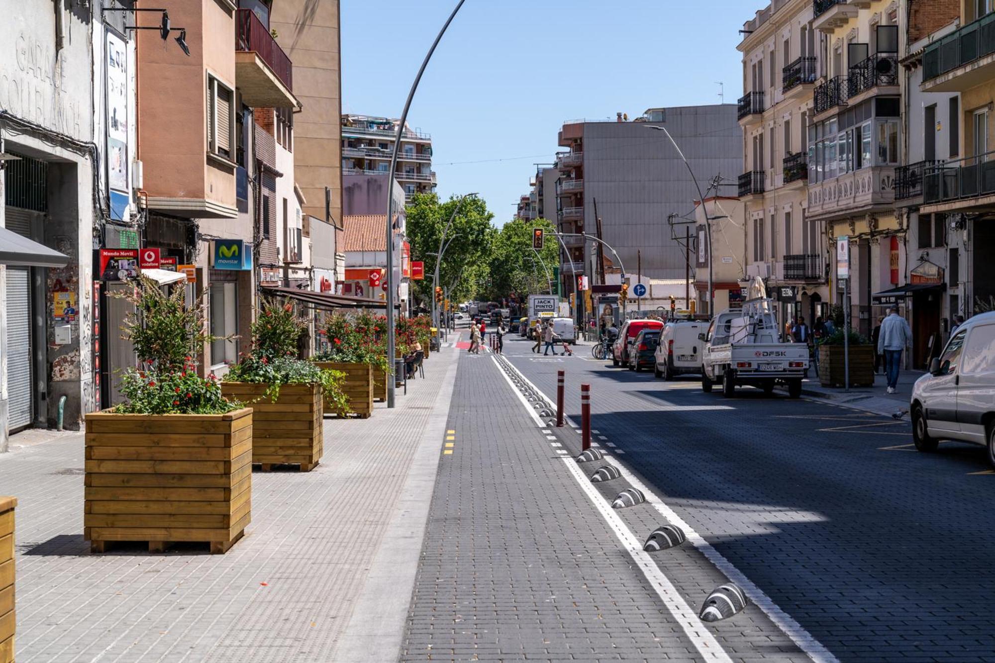 Apartamento Limehome Barcelona Placa Pirineus *