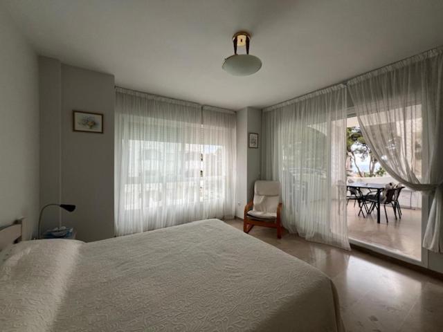 Puerto Marina Apartment