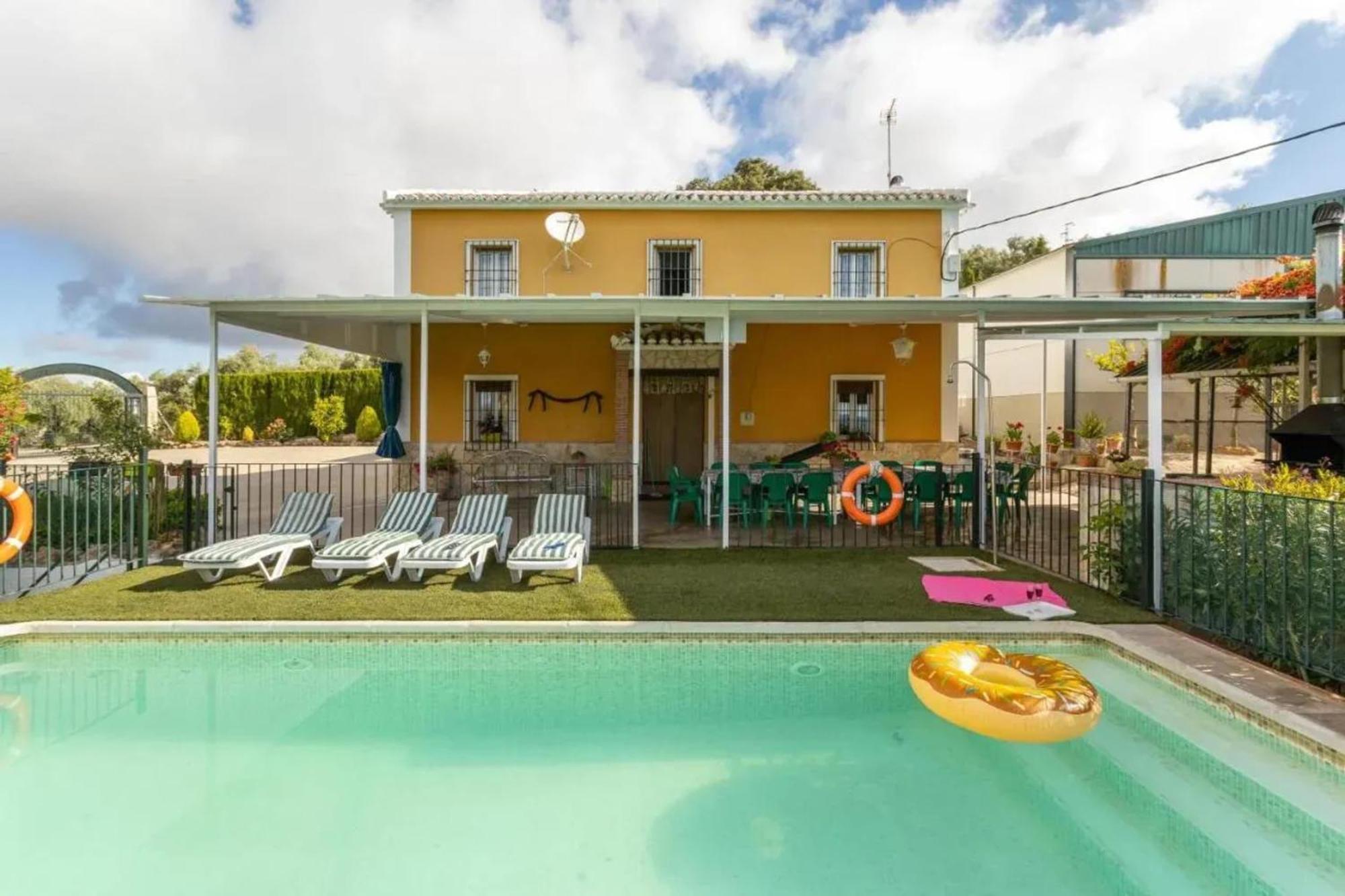 Spacious With Mountain View In Archidona, Private Pool Villa Archidona