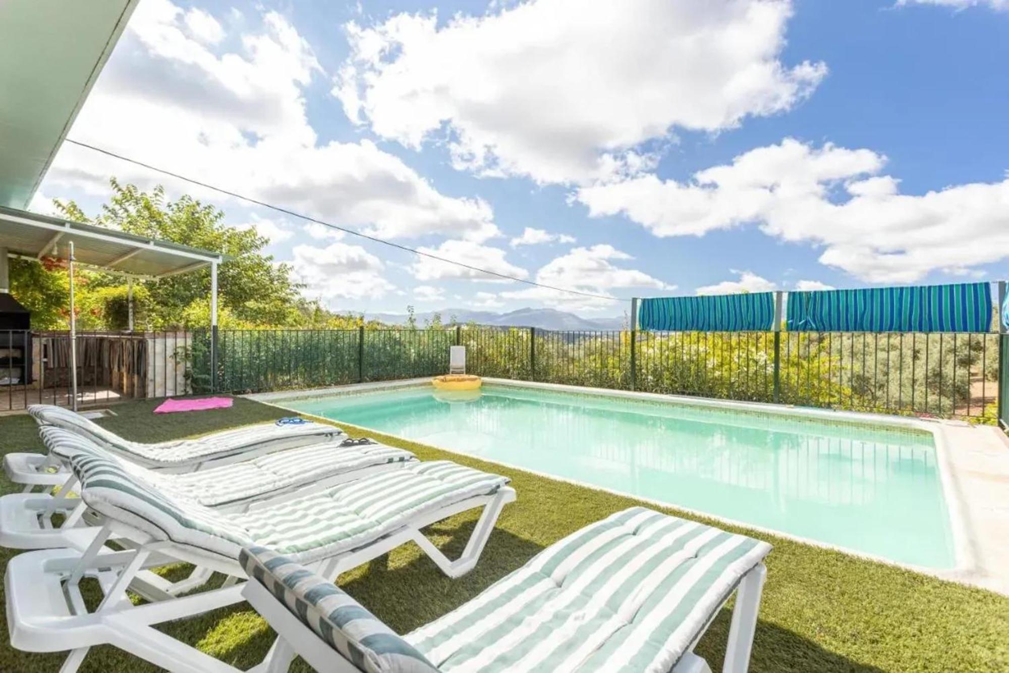 Spacious With Mountain View In Archidona, Private Pool * Archidona