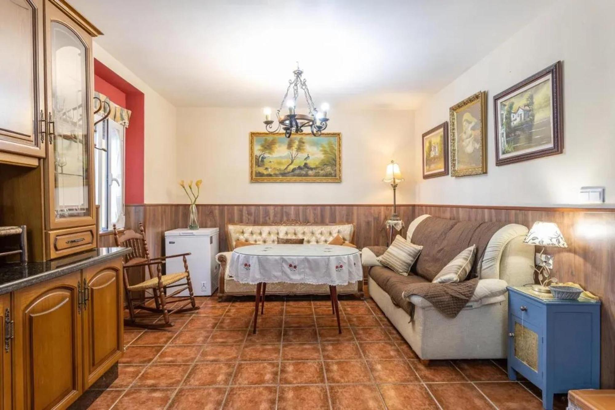 Villa Spacious With Mountain View In Archidona, Private Pool