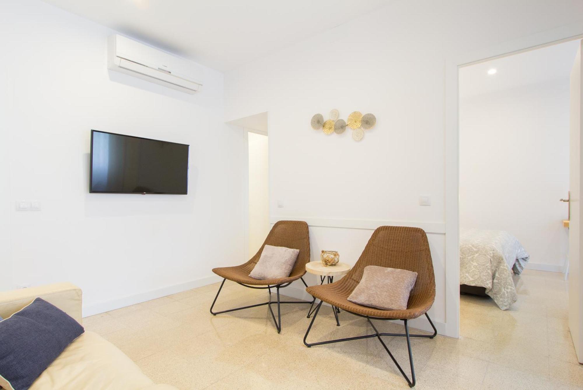 Novus Homes Barcelona Collblanc * L'Hospitalet de Llobregat