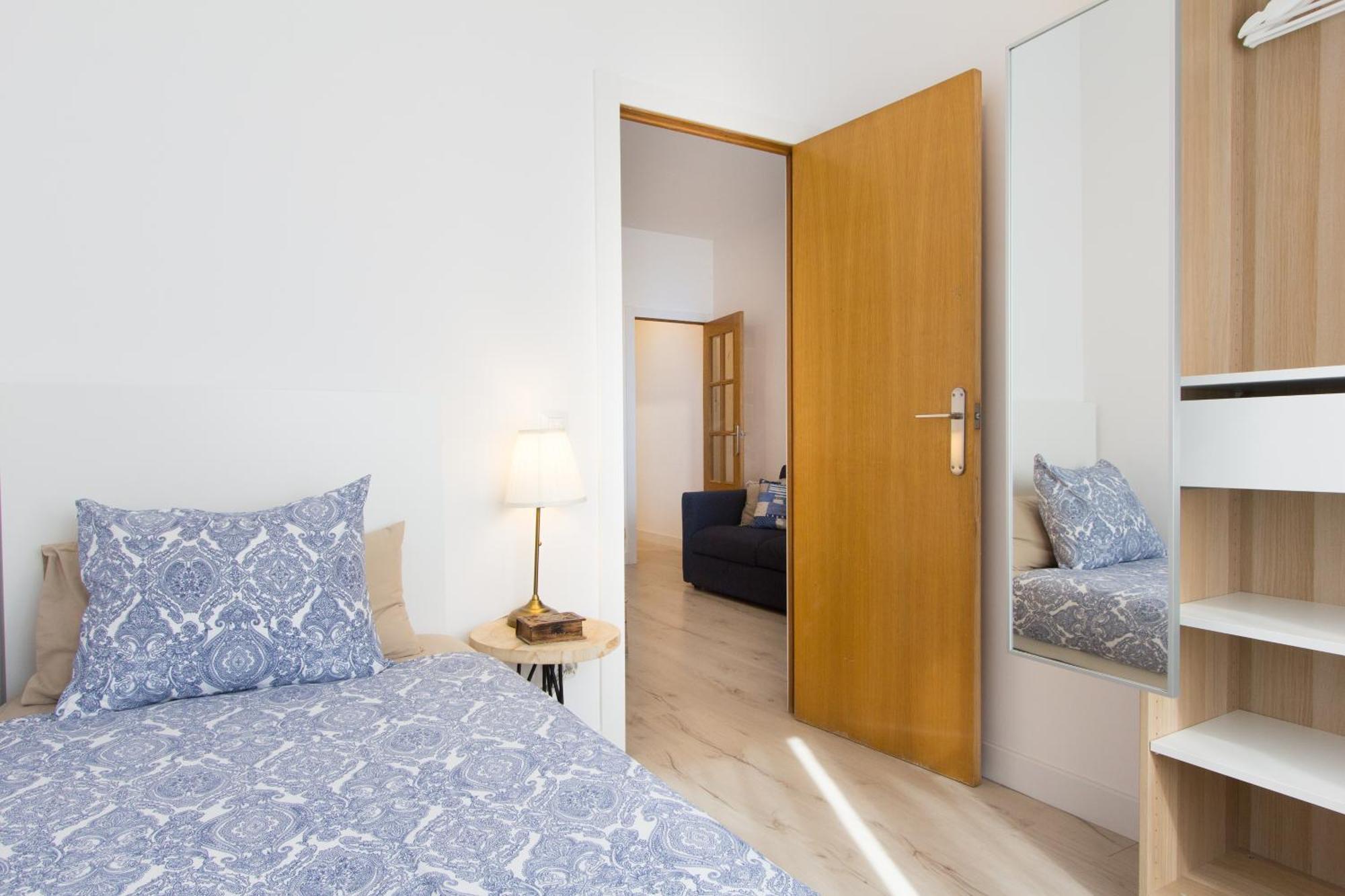 Novus Homes Barcelona Collblanc * L'Hospitalet de Llobregat
