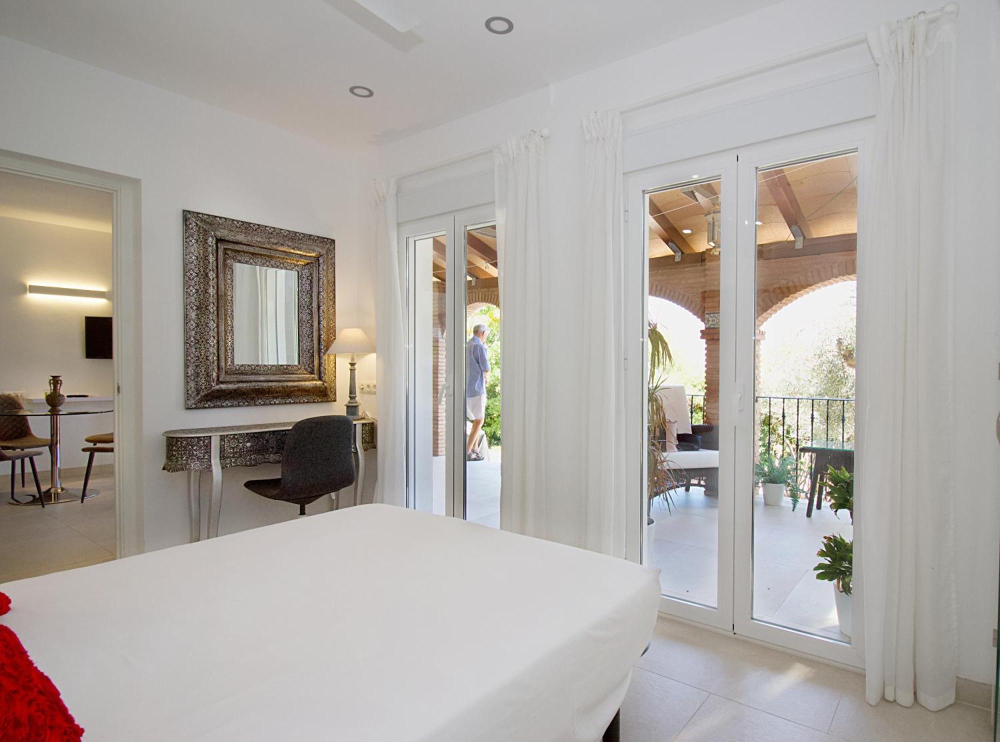 Garden Apartment, Cortijo Fruitful Hills Apartment