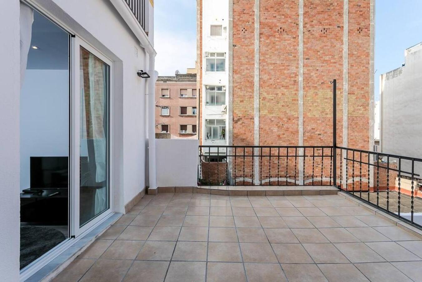 Magical Design With Terrace *