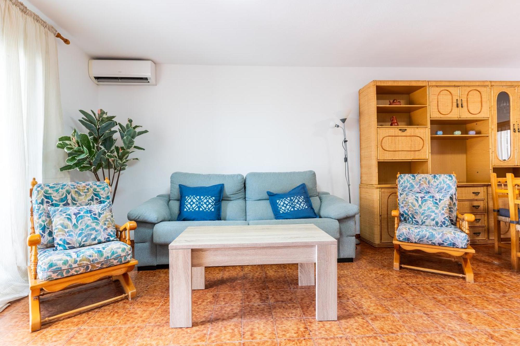 House R&r Apartment *