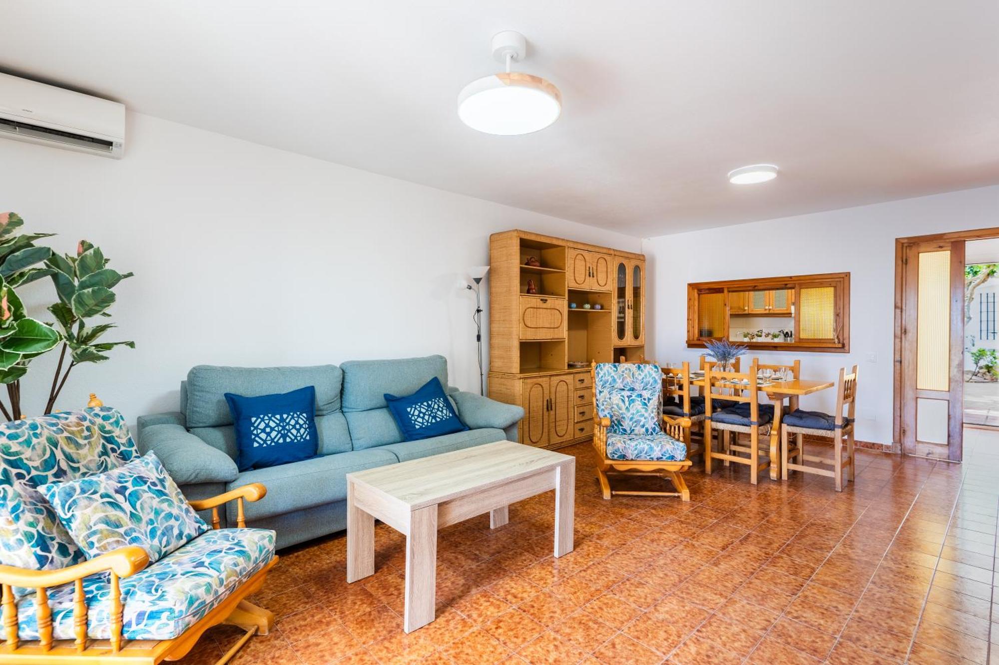 House R&r Apartment *