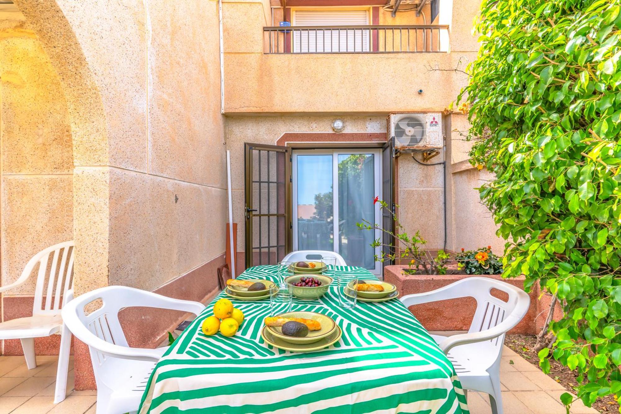 House R&r Apartment