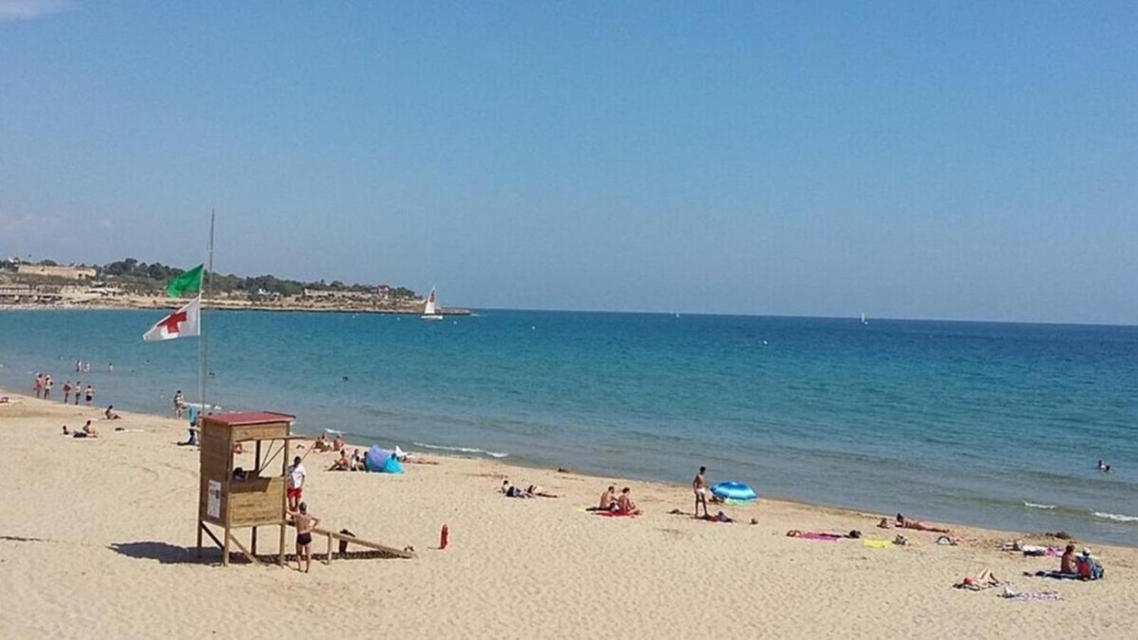 Apartment Espacioso Piso De 4 Cerca Del Mar