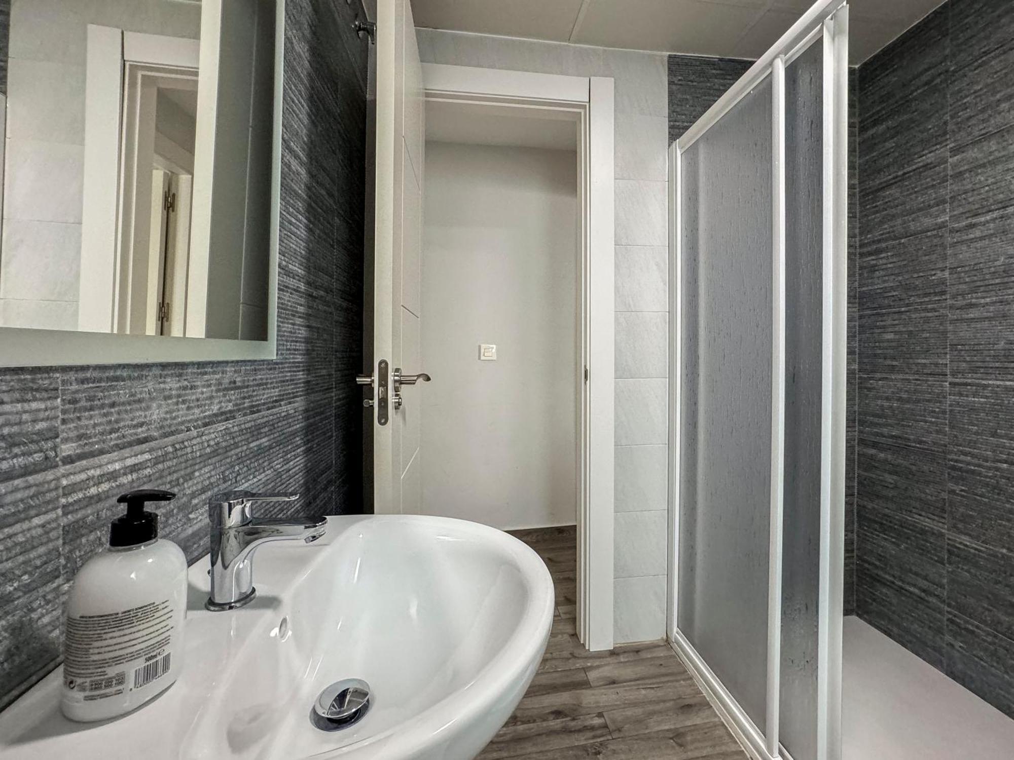Cedran 6 Apartamento *