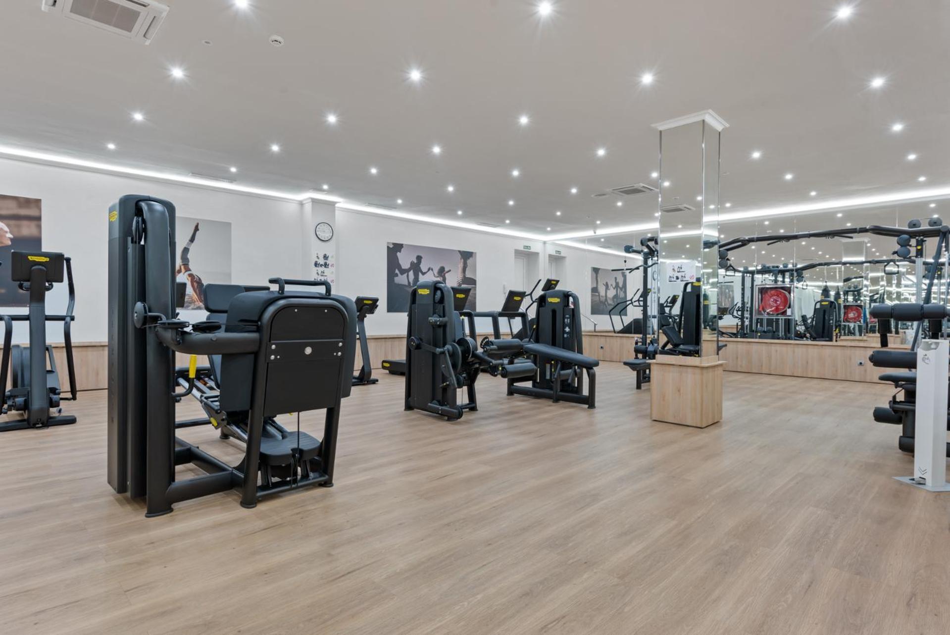 Magnifico En Complejo Exclusivo Con Piscina Cubierta - Gym - Sauna Apartment Marbella
