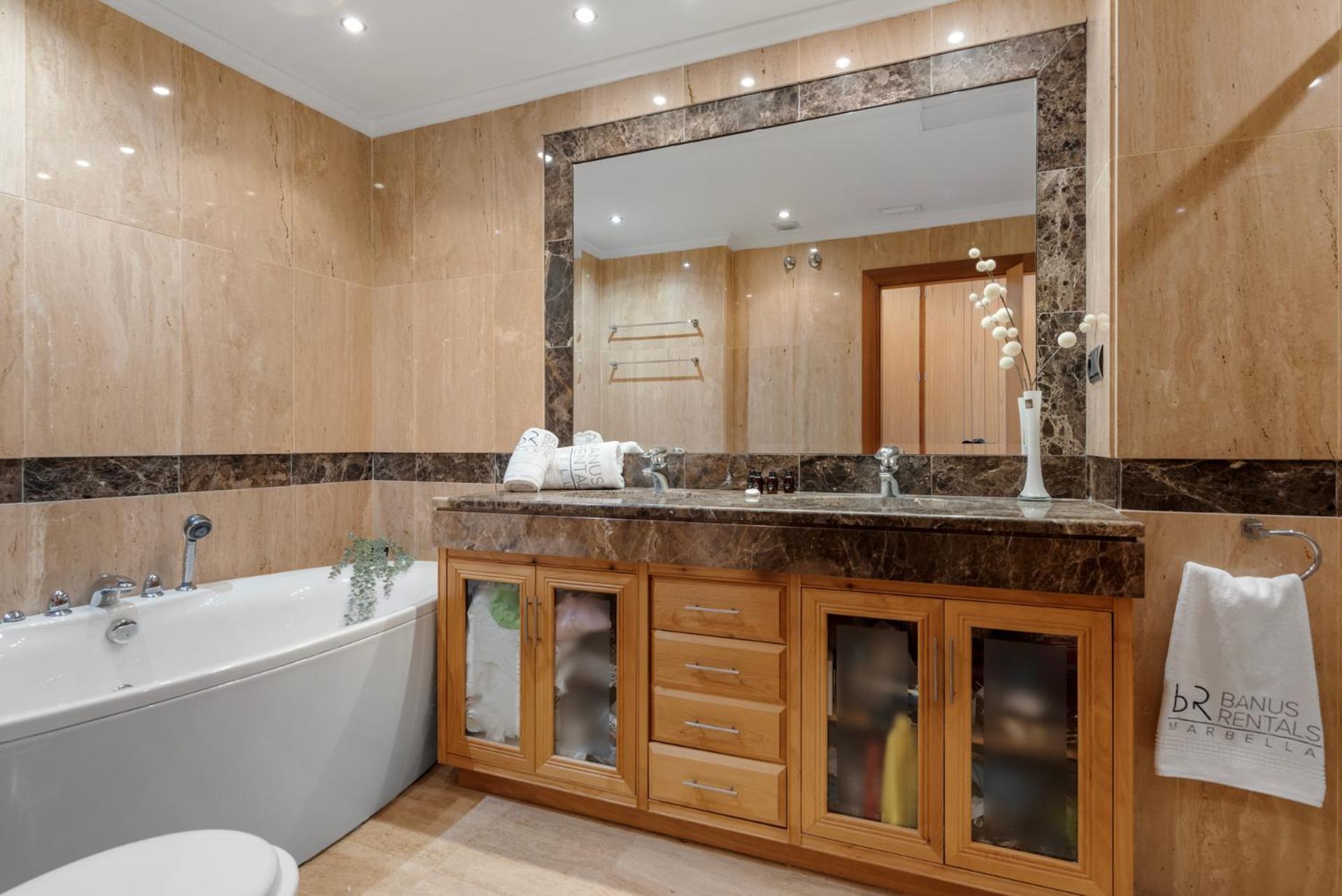 Magnifico En Complejo Exclusivo Con Piscina Cubierta - Gym - Sauna