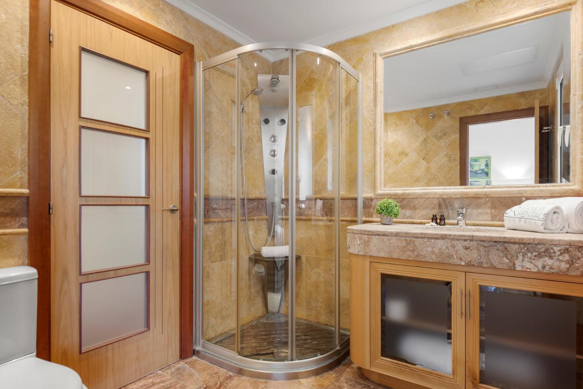 Magnifico En Complejo Exclusivo Con Piscina Cubierta - Gym - Sauna *