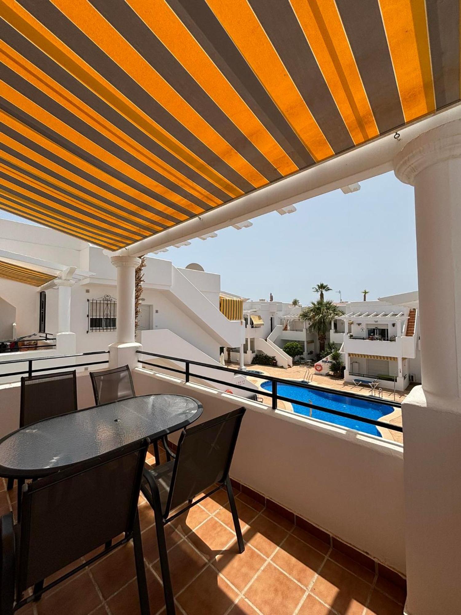 Apartamento Calle Pluton 77 *
