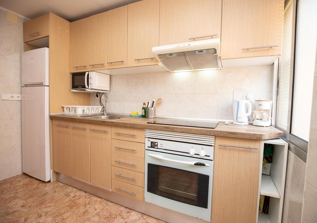 Espacioso Piso De 4 Cerca Del Mar Apartment *