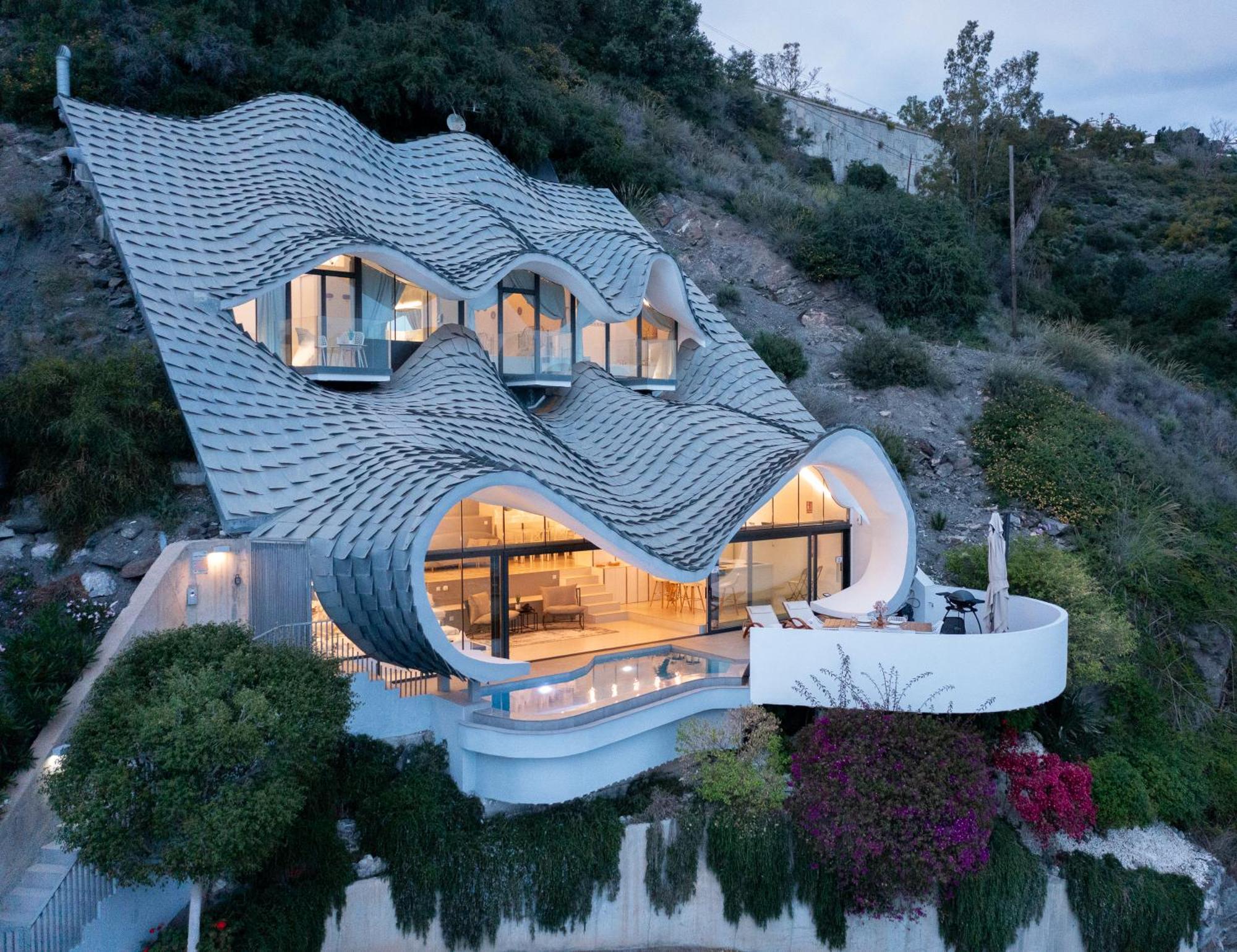 Casa Acantilado Villa