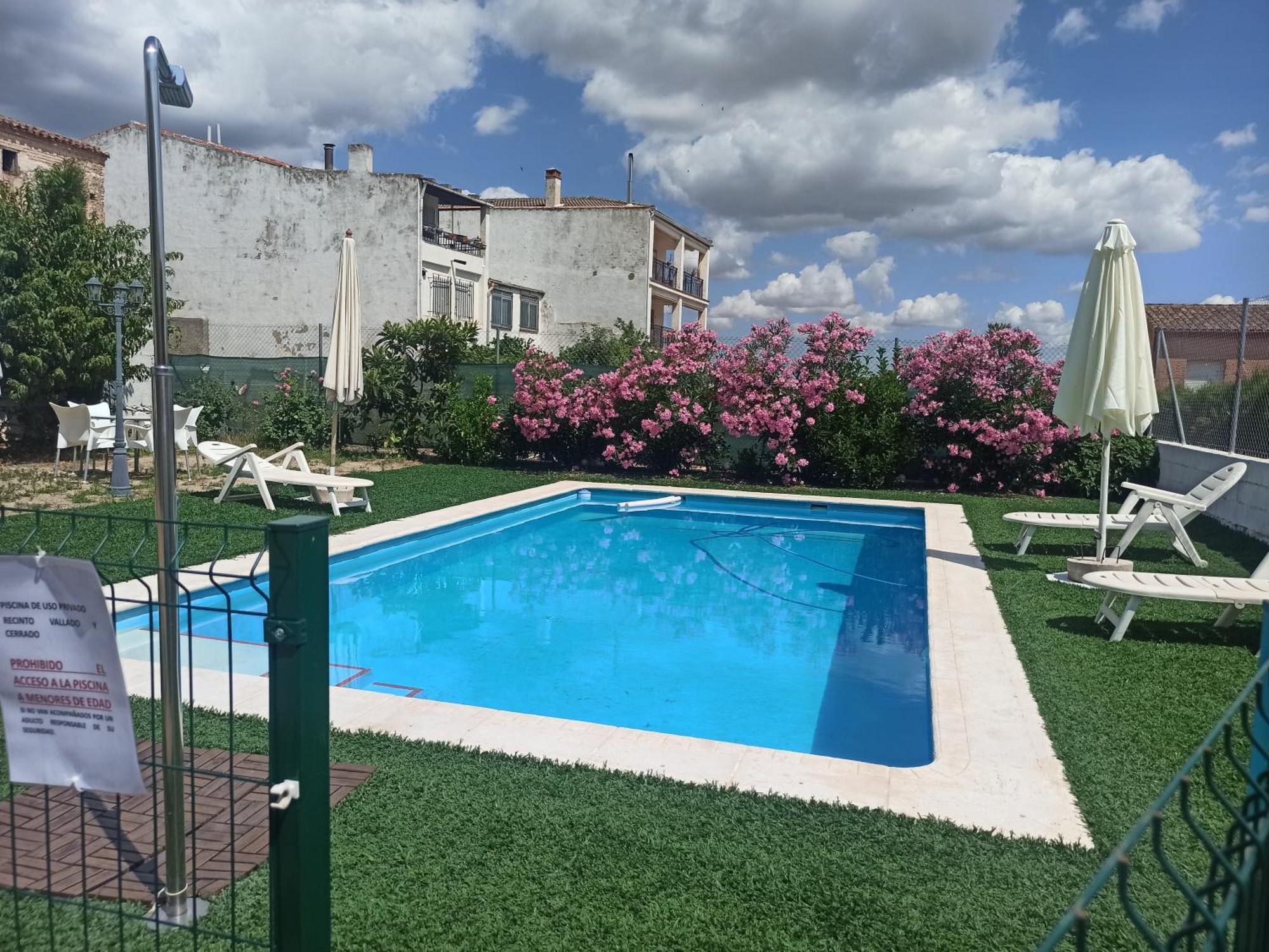 Apartamento La Puerta De La Sierra *