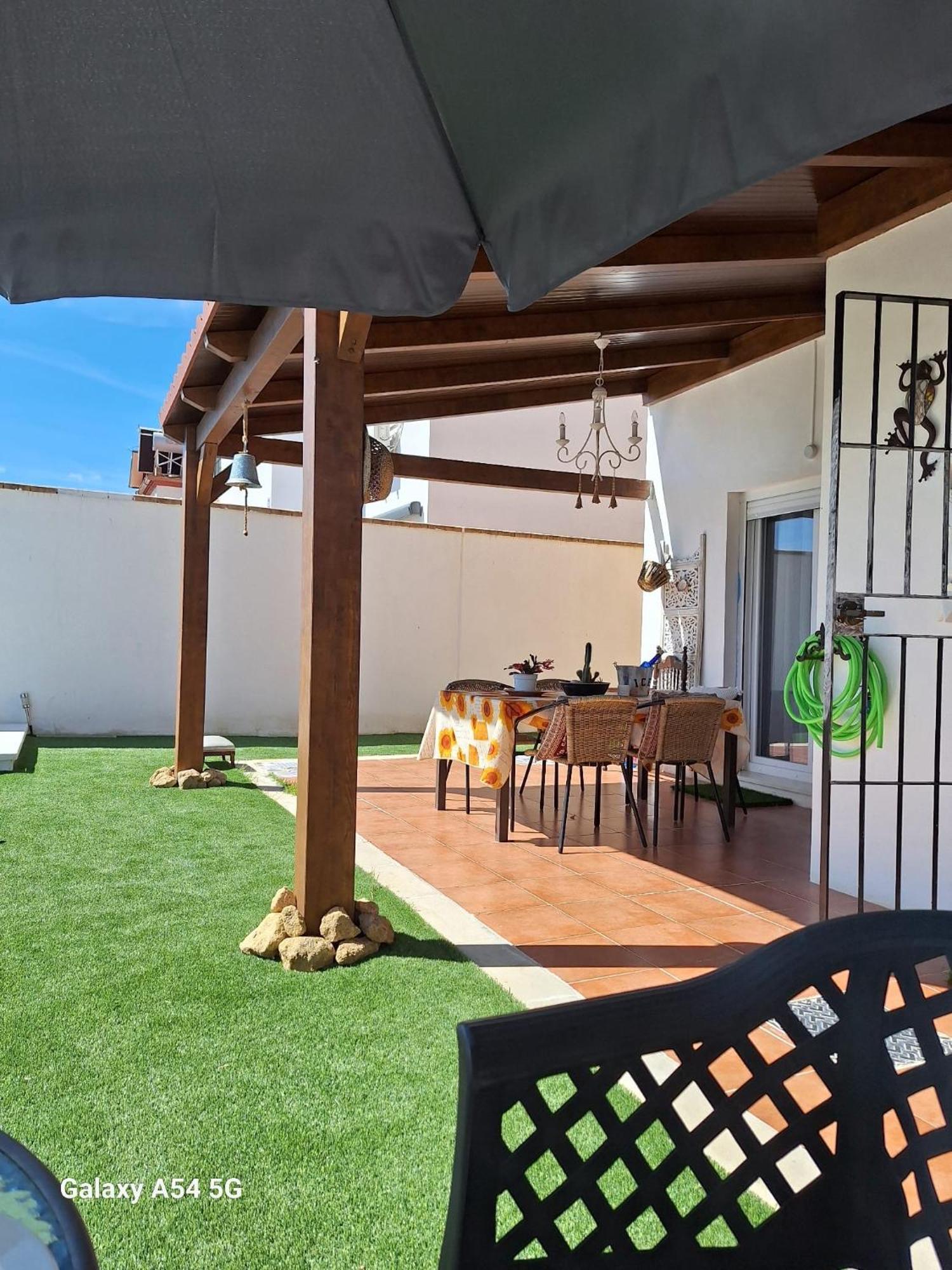 Buhardilla Andaluza Con Piscina Compartida * Bollullos de la Mitación