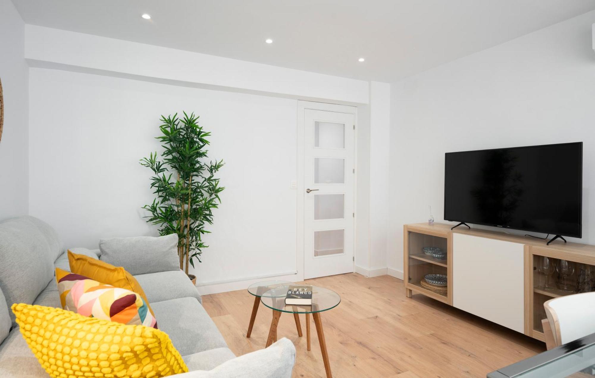 Ronda Junto Estacion Tren Y Hospitales Apartment *