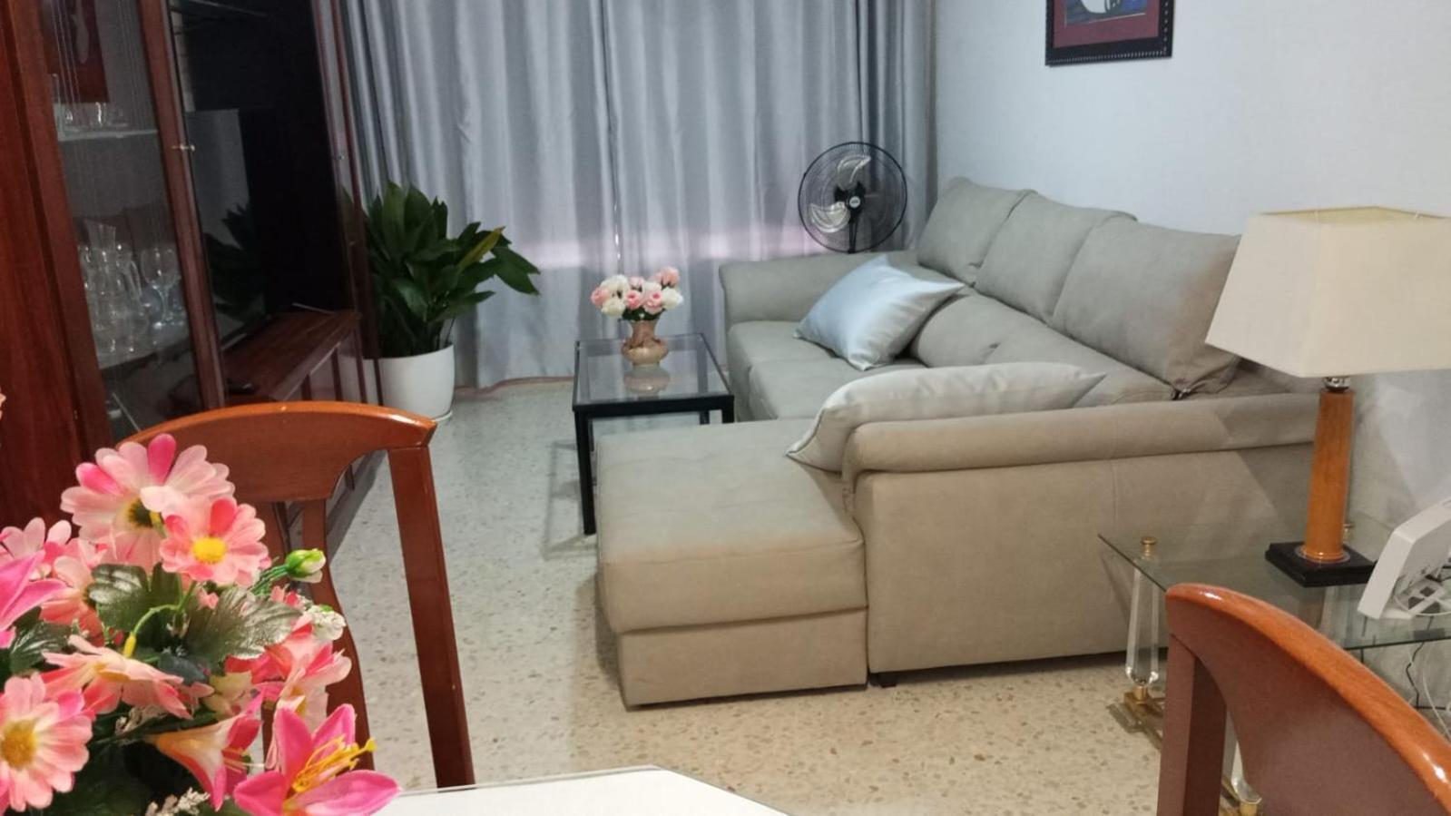 Luminoso En Urbanizacion Privada Apartamento *