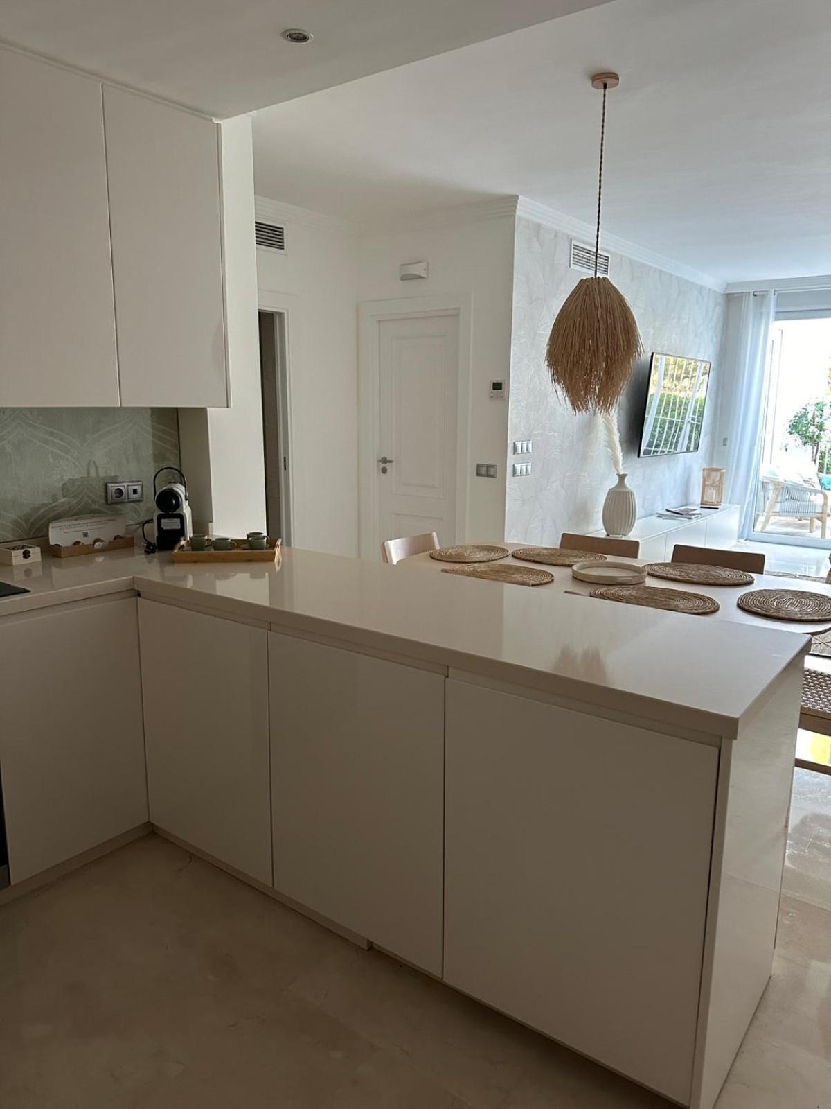 Marbella Golf Garden Apartment *