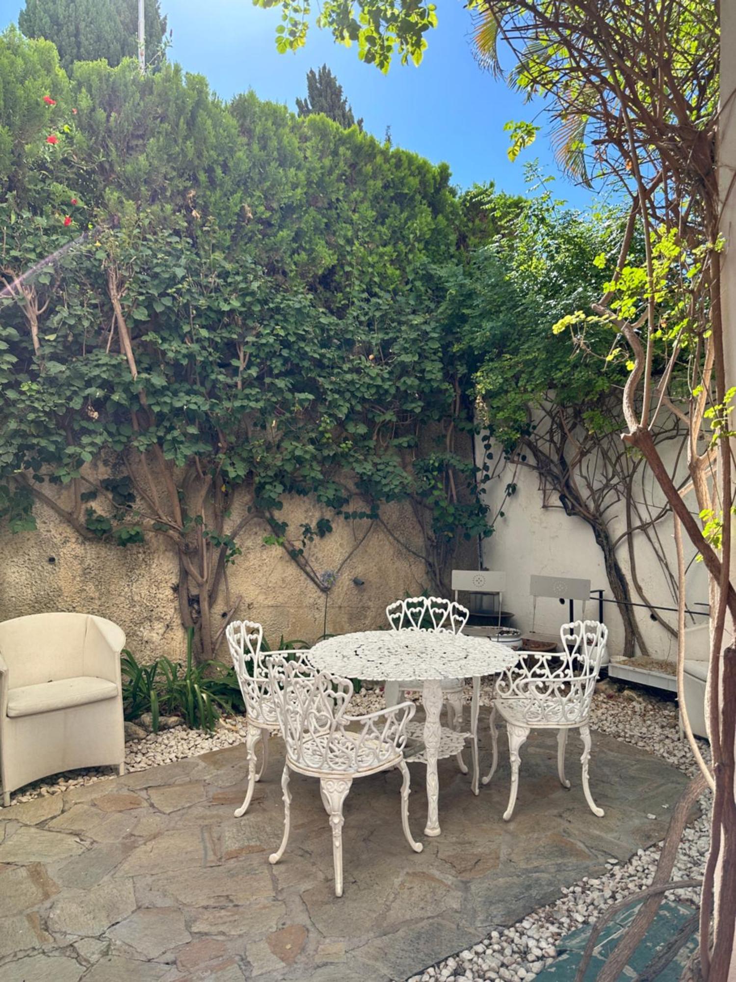 Marbella Golf Garden Apartment Benahavis