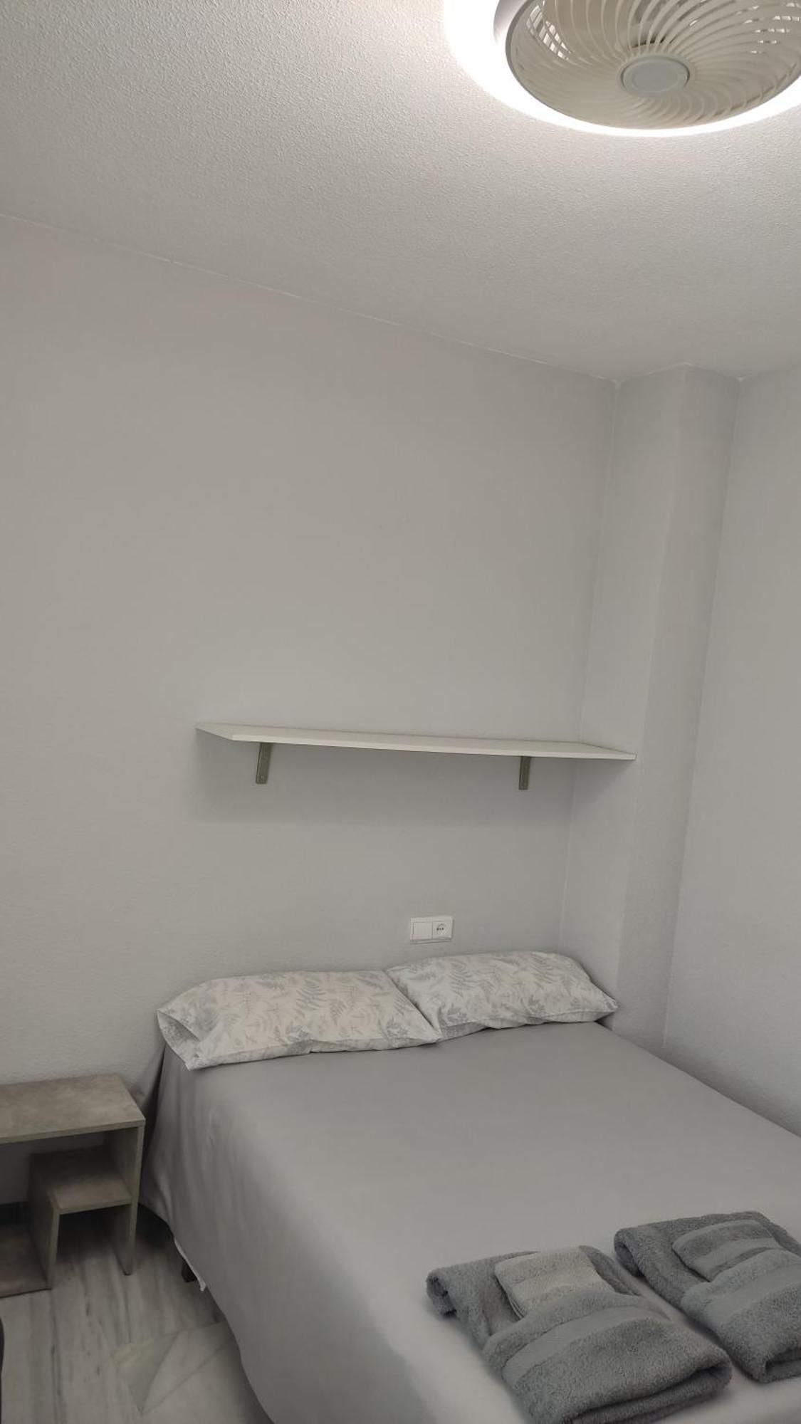 Doble Con Bano Privado En Casa Clara Cordoba
