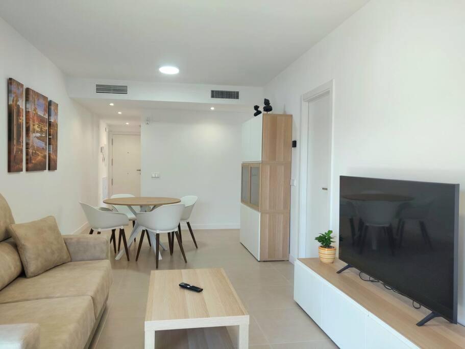 1º Linea De Playa Con Piscina Panoramica & Parking Apartamento