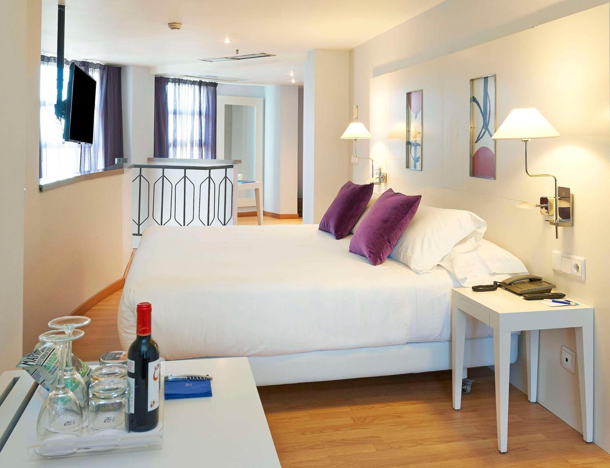Nh Artes Hotel