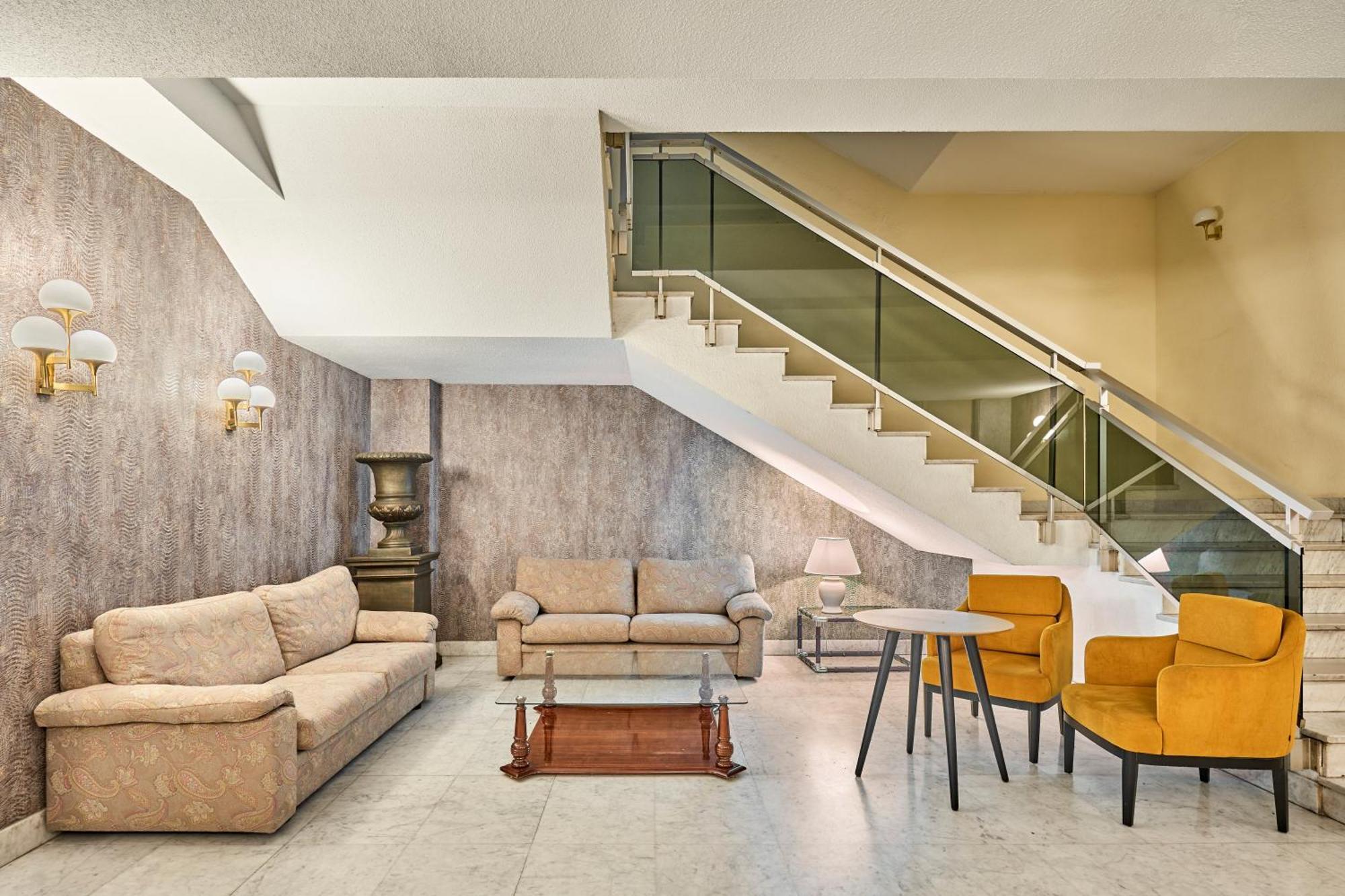 Juan Bravo Apartahotel