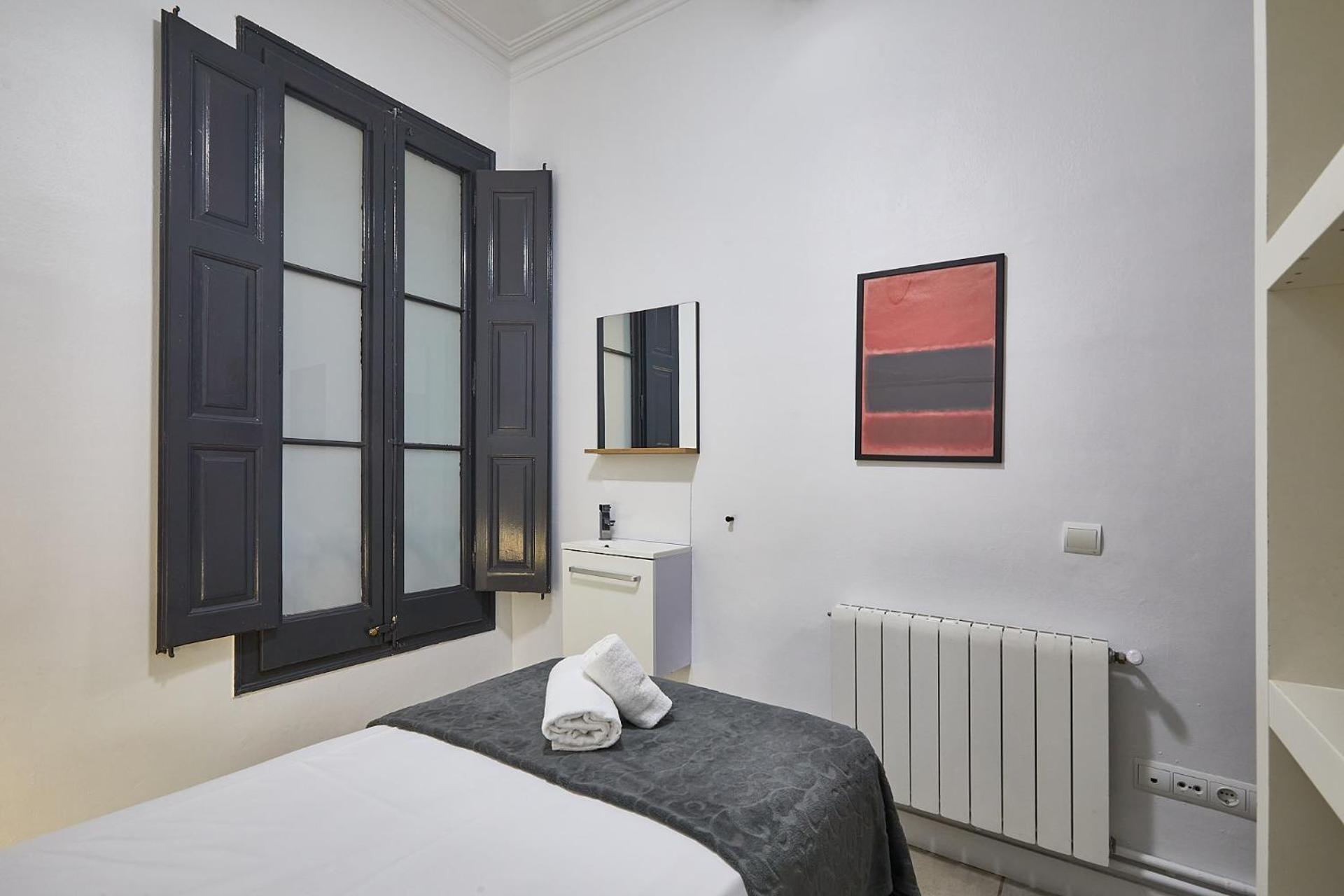 Ella Hostel Gran Via 2* Barcelona