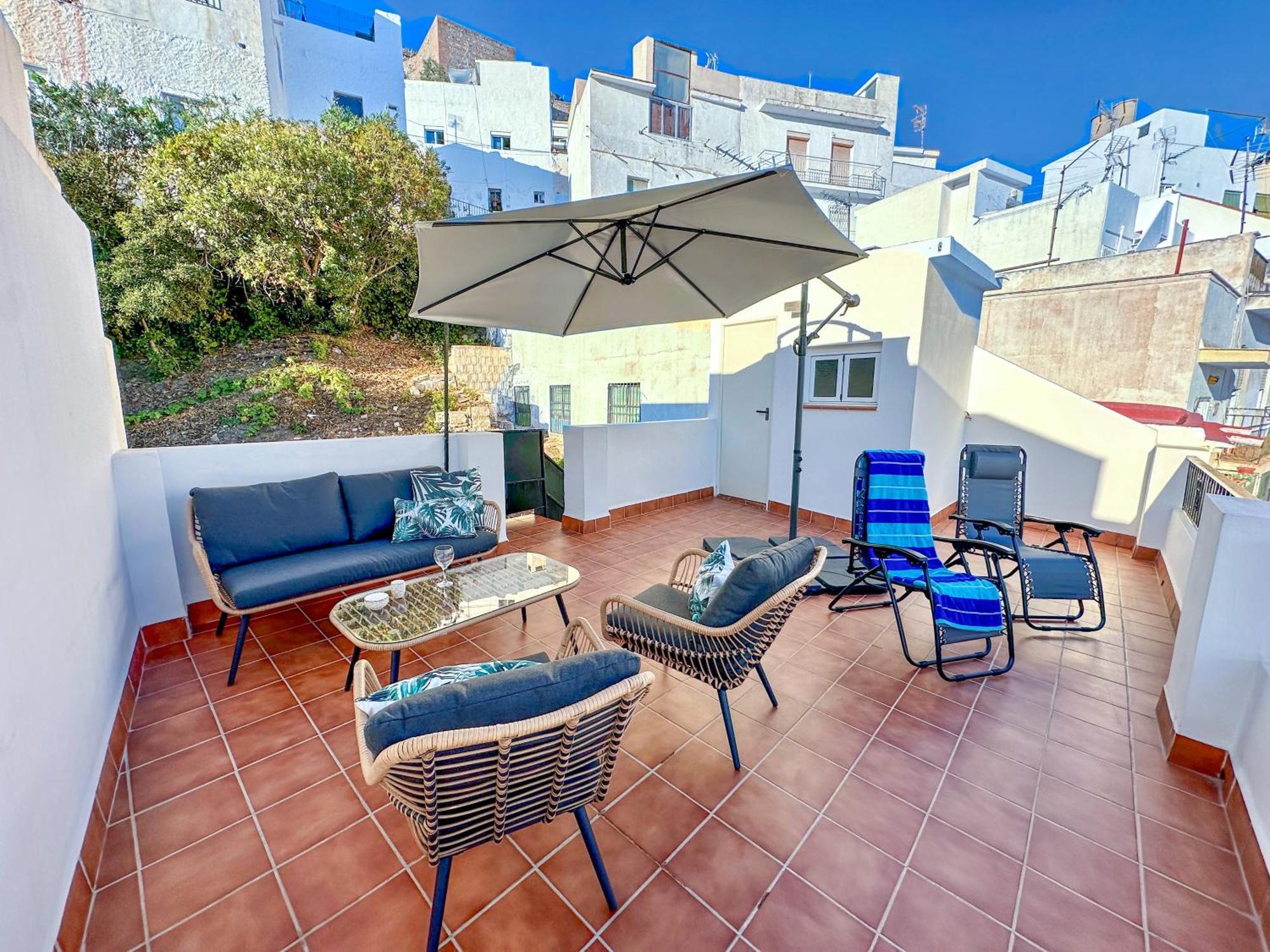 Casa Con Terraza Y Patio Privado En El Casco Antiguo De Сasa de vacaciones