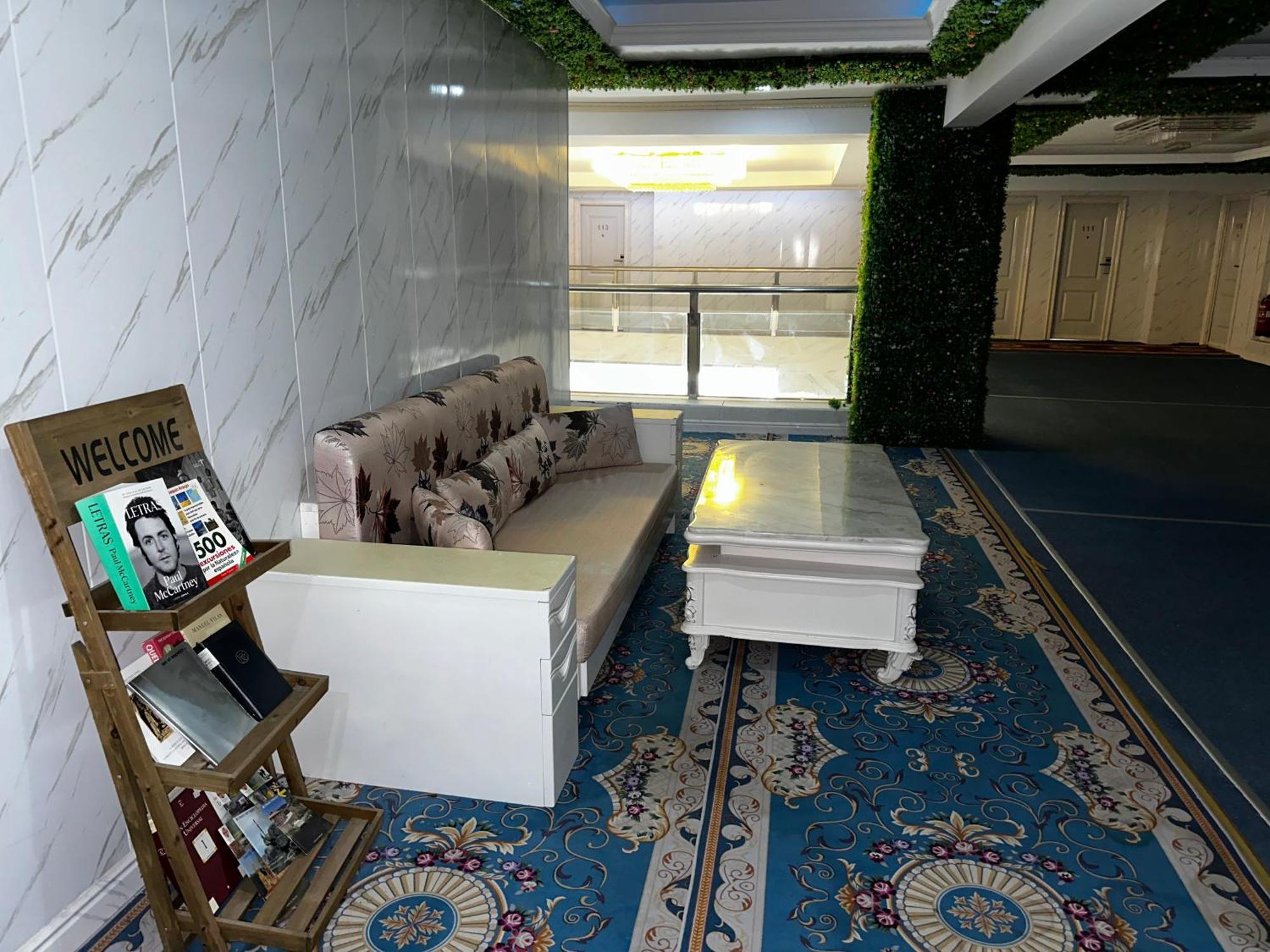 Hotel Aviación 2*