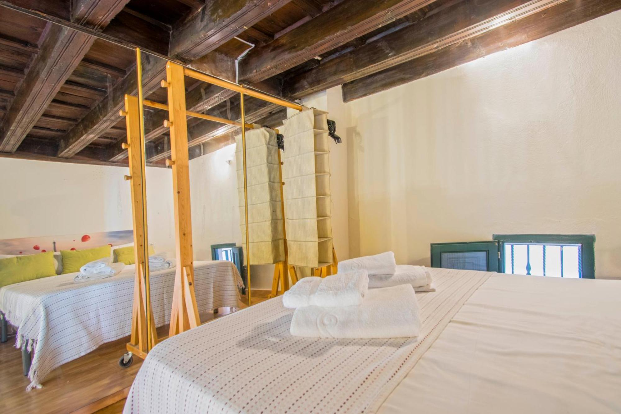 Apartamento Precioso Duplex Estilo Sevillano En Pleno Centro Sevilla