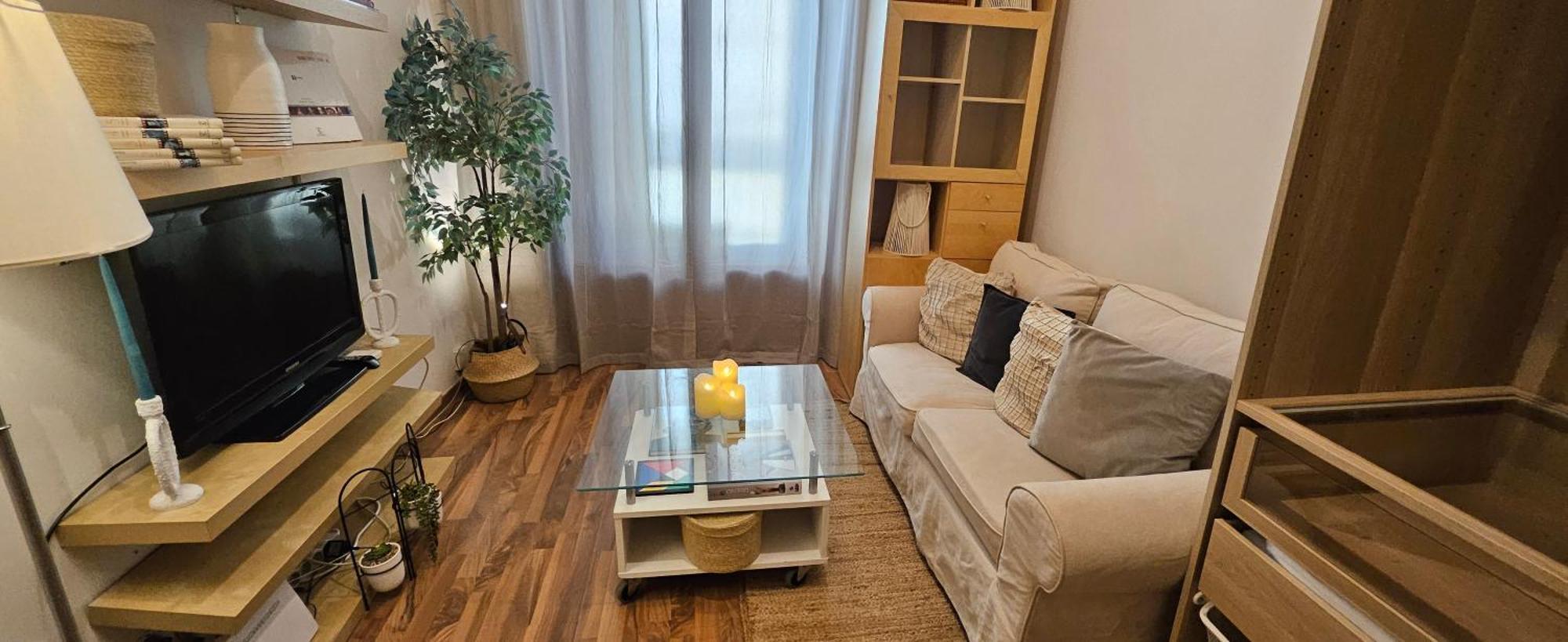 Apartment Pequeno En El Centro De