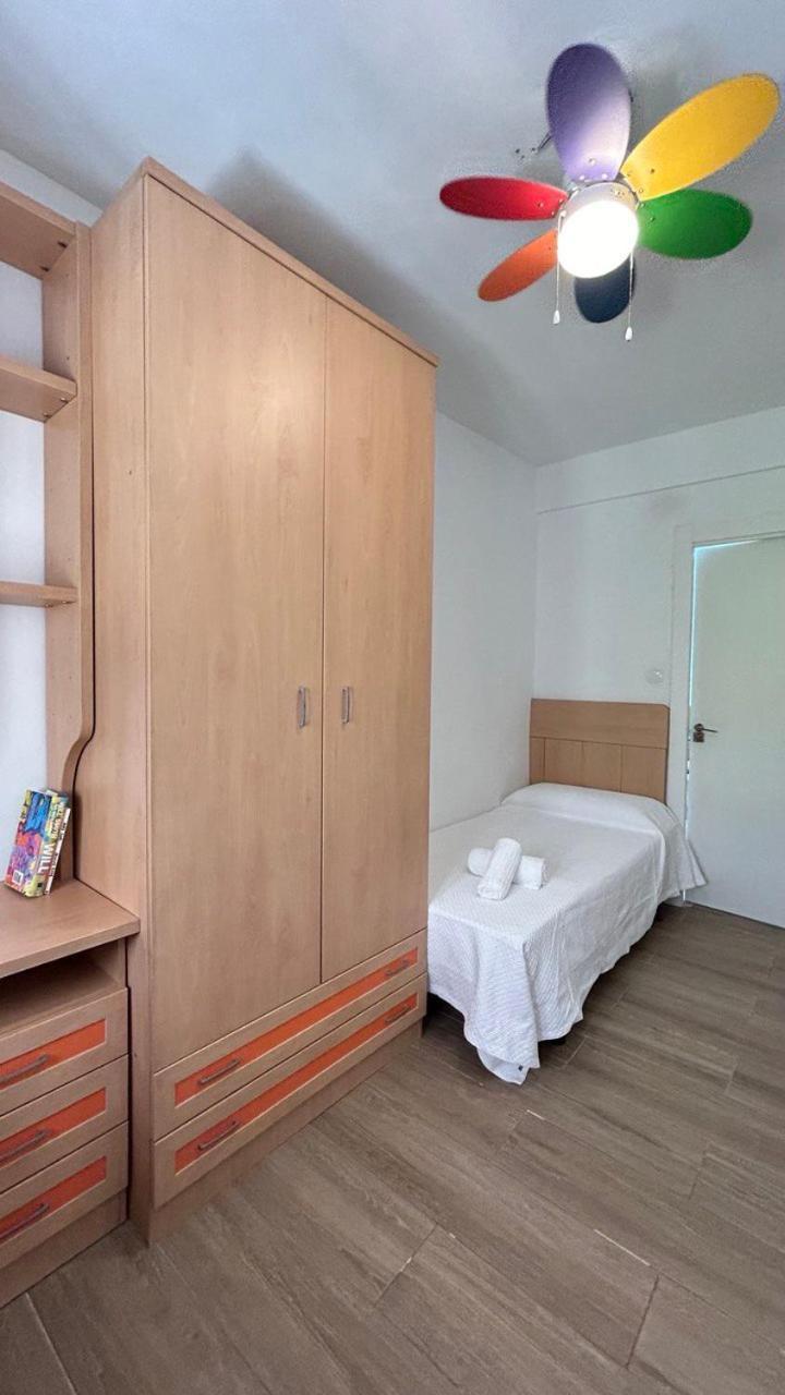 Hostal Piso Compartido Delyrent Acosta