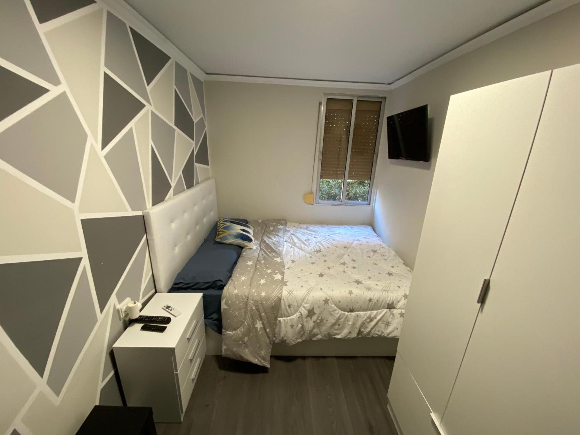 Habitación en casa particular Cerca Del Centro De Barcelona, Barceloneta, Aeropuerto Y Fira L'Hospitalet de Llobregat