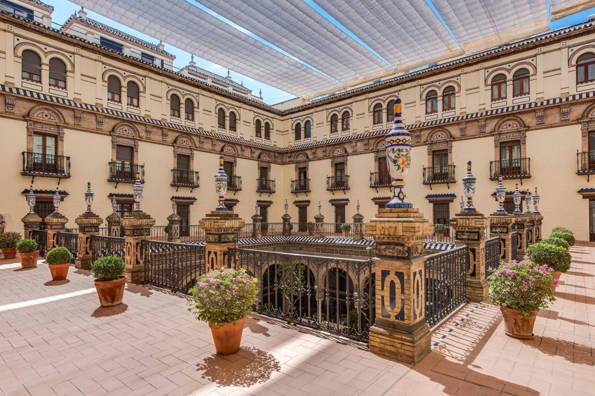 Alfonso Xiii, A Luxury Collection Hotel,