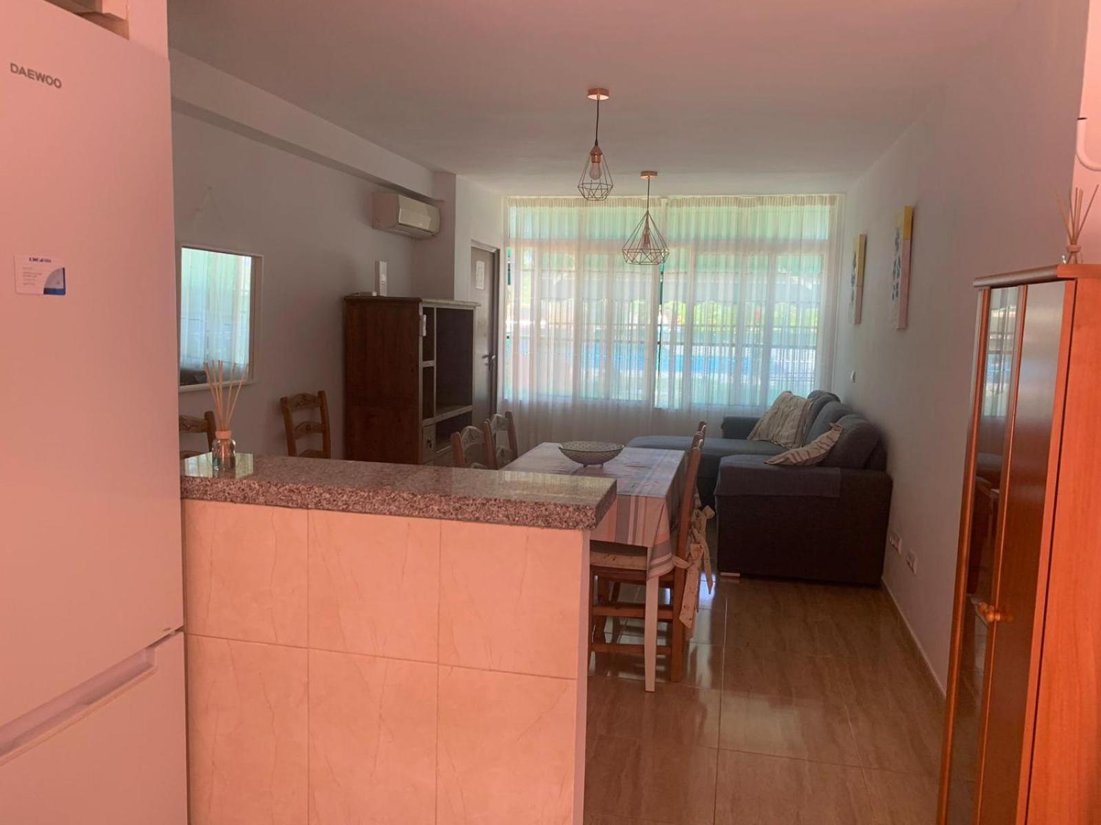 15 Avenida De La Telefónica Apartamento