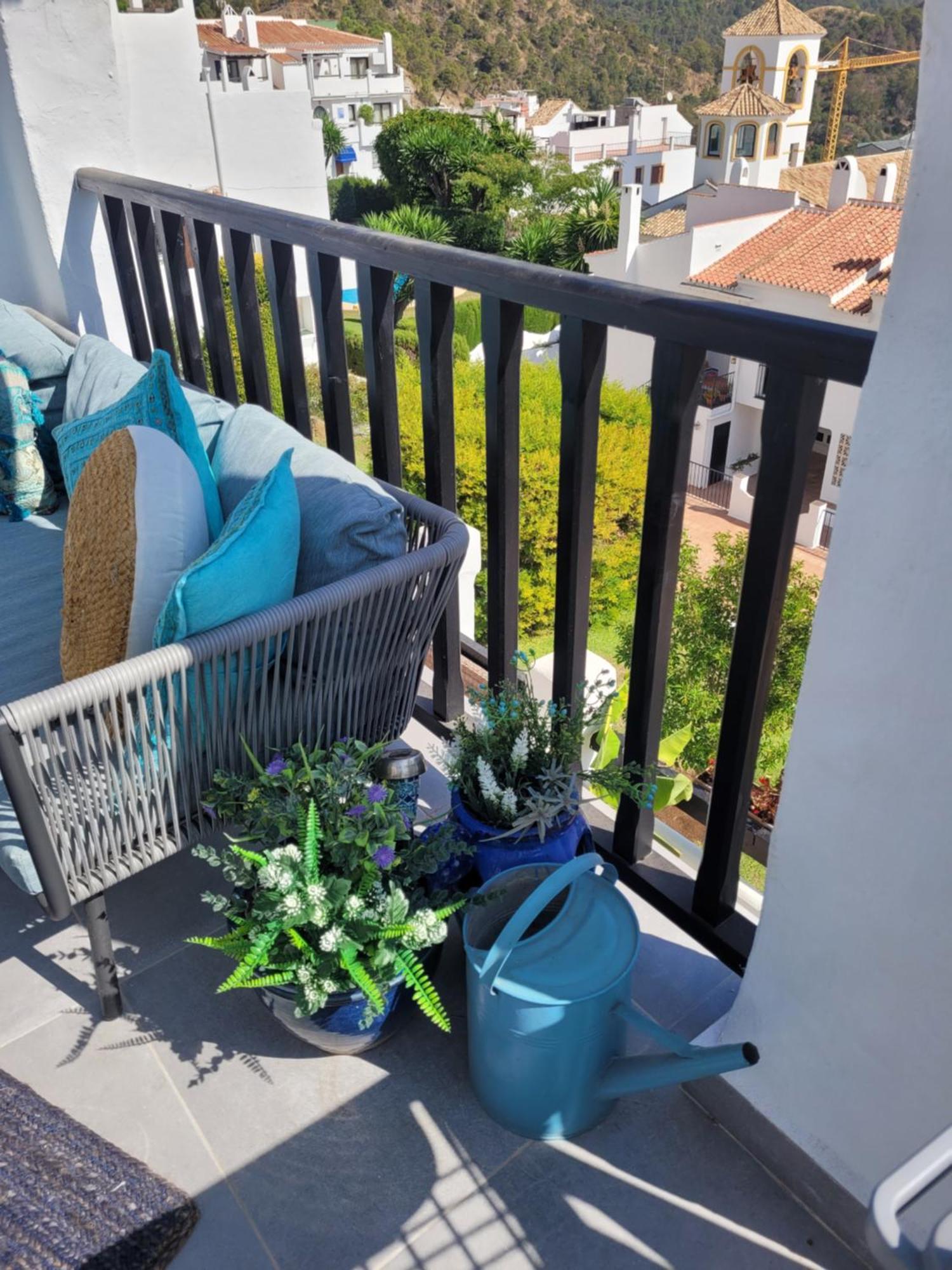 Apartment Village Penthouse Apartment, 2 Bedrooms, Stunning Views, Swimming Pool !!