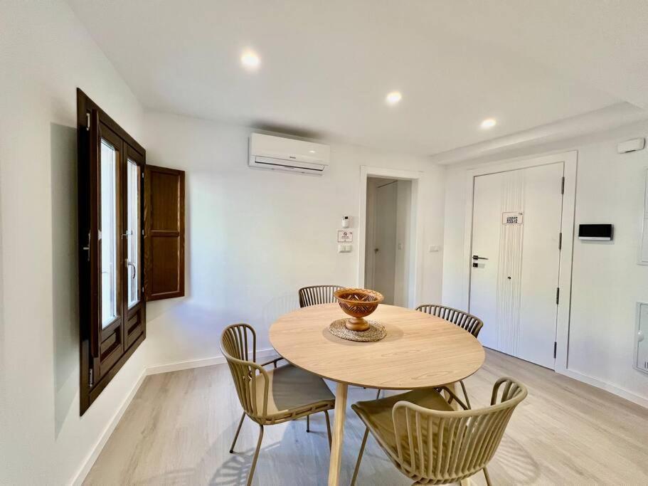 Cm Apartment