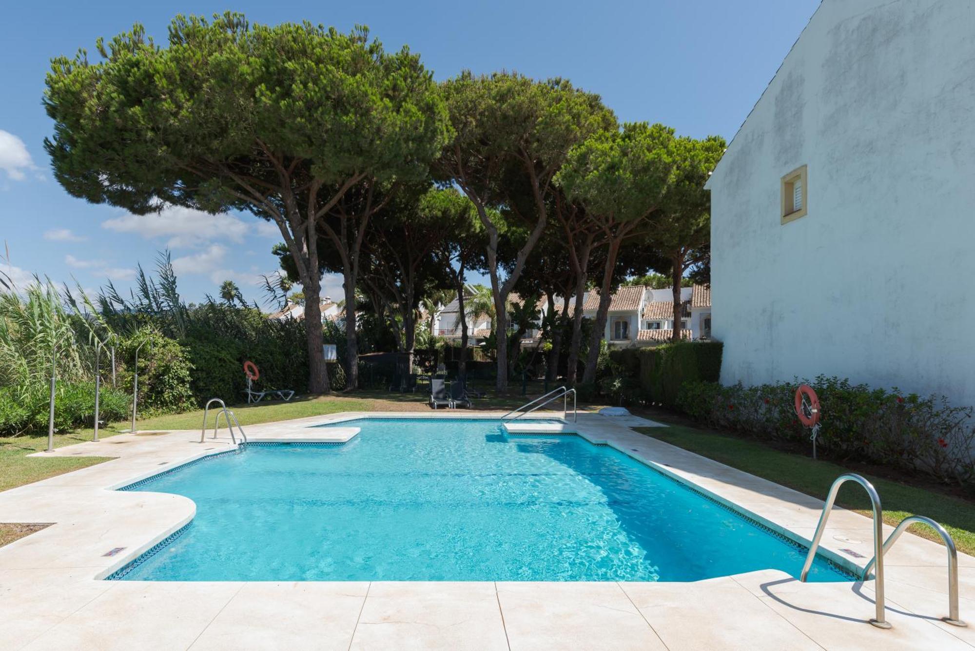 Wintowinrentals Townhouse, Pool & Beach *