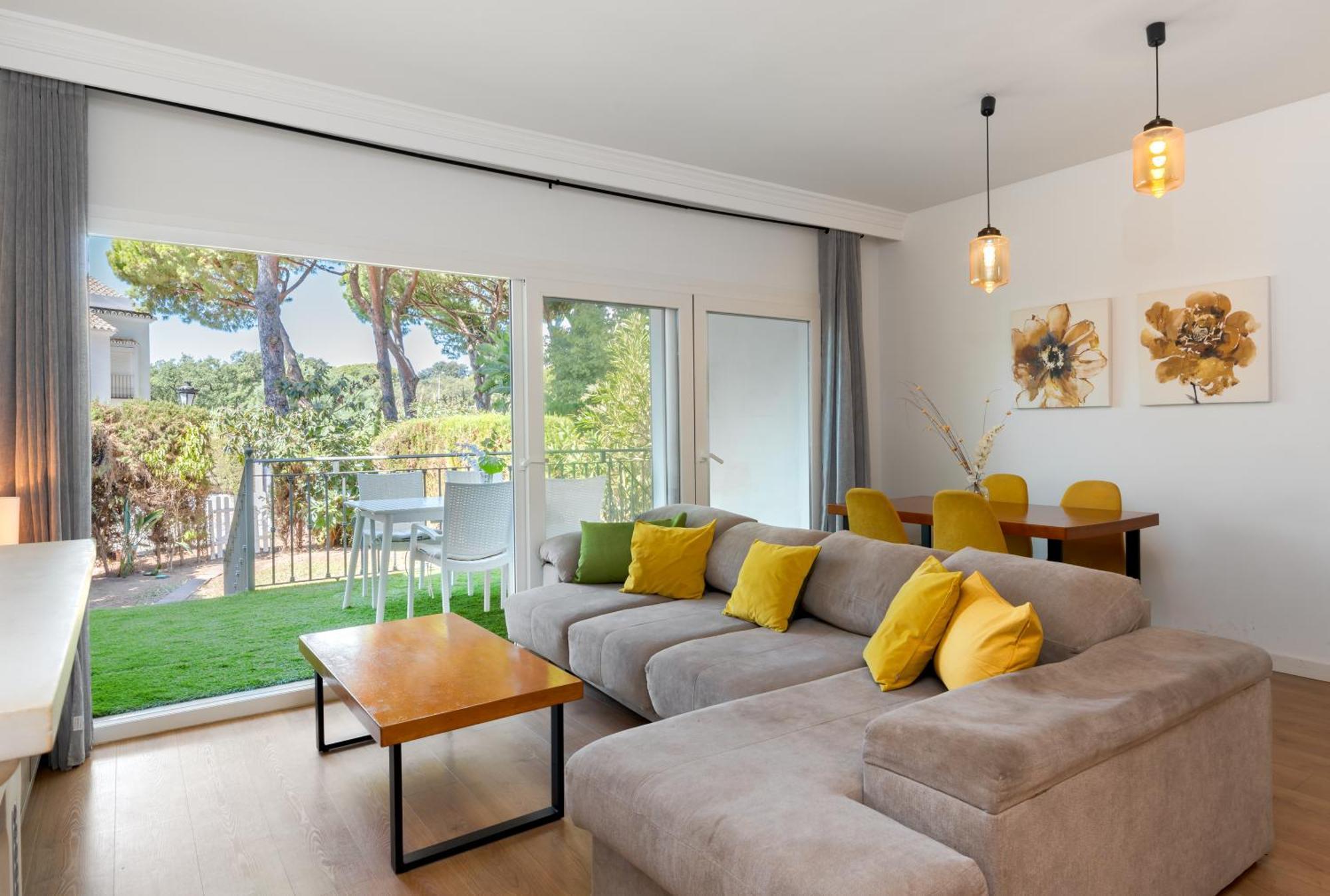 Holiday home Wintowinrentals Townhouse, Pool & Beach