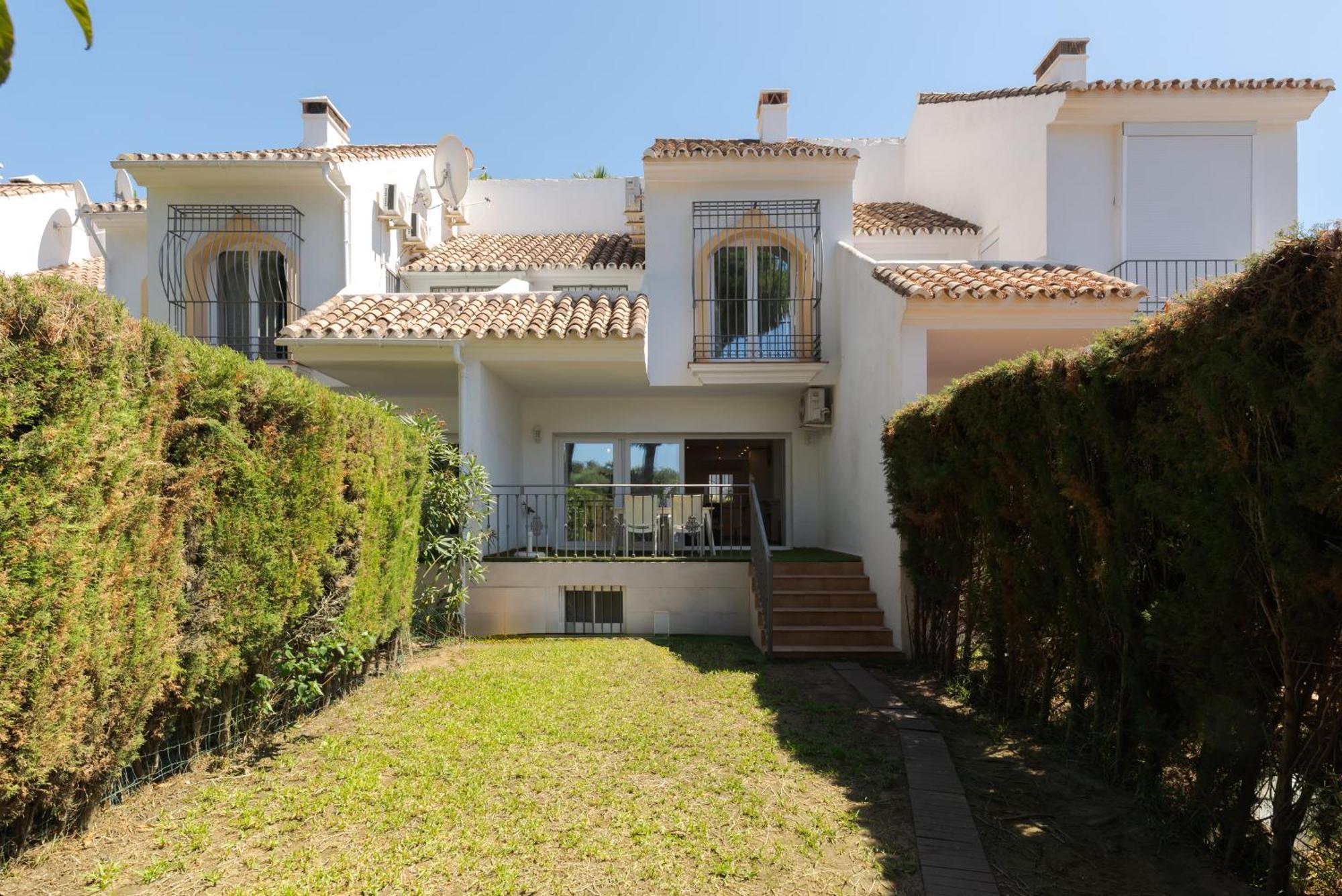 Holiday home Wintowinrentals Townhouse, Pool & Beach *