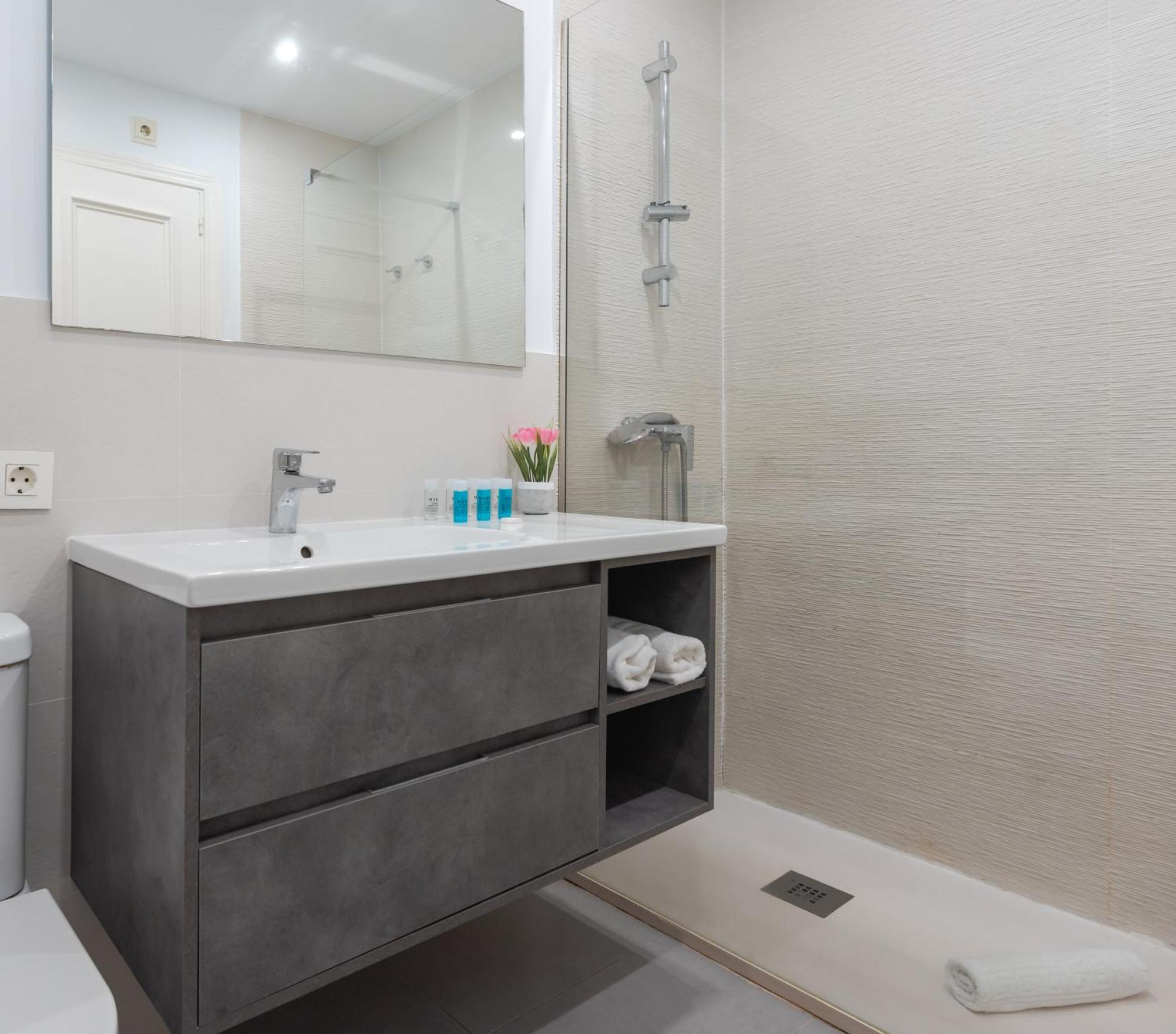 Wintowinrentals Townhouse, Pool & Beach Holiday home Marbella