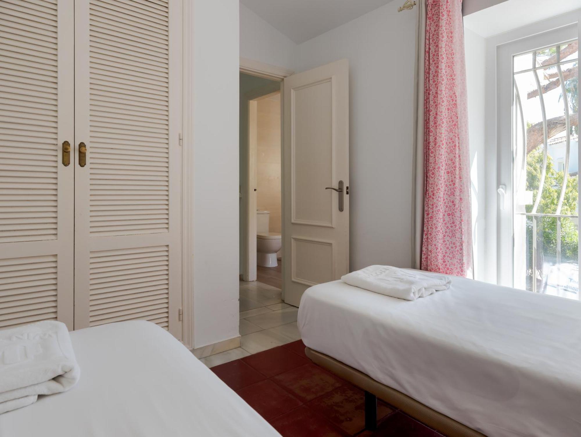Holiday home Wintowinrentals Townhouse, Pool & Beach