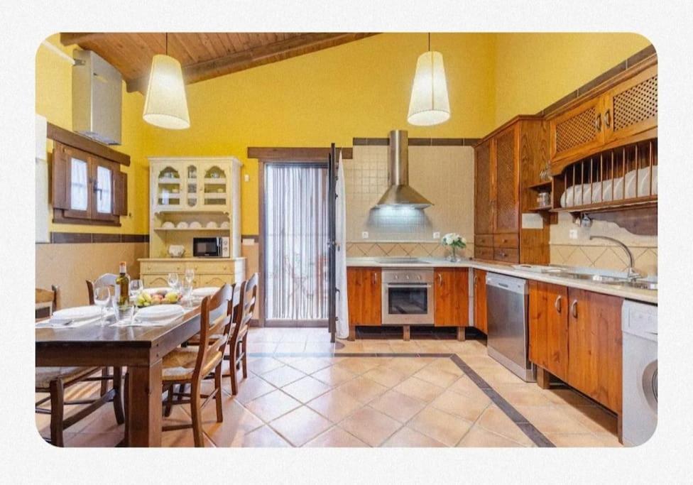 Chalet Only4you Perfect Location To Visit Andalucia