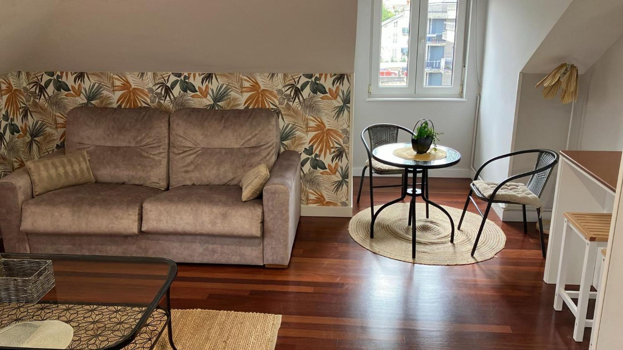Ideal Parejas A 5 Minutos De Santander Con Plaza De Garaje Apartamento